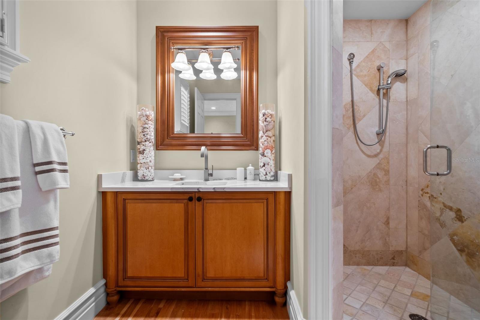 A4682309 Property Photo