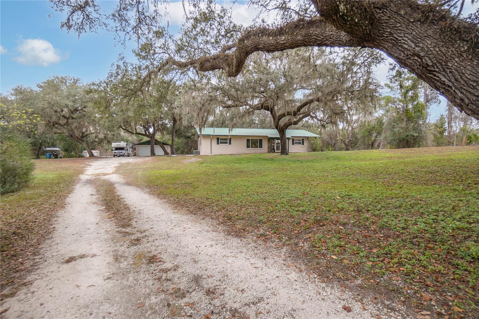 2320 N DEE RIVER RD, INVERNESS, FL, 34453