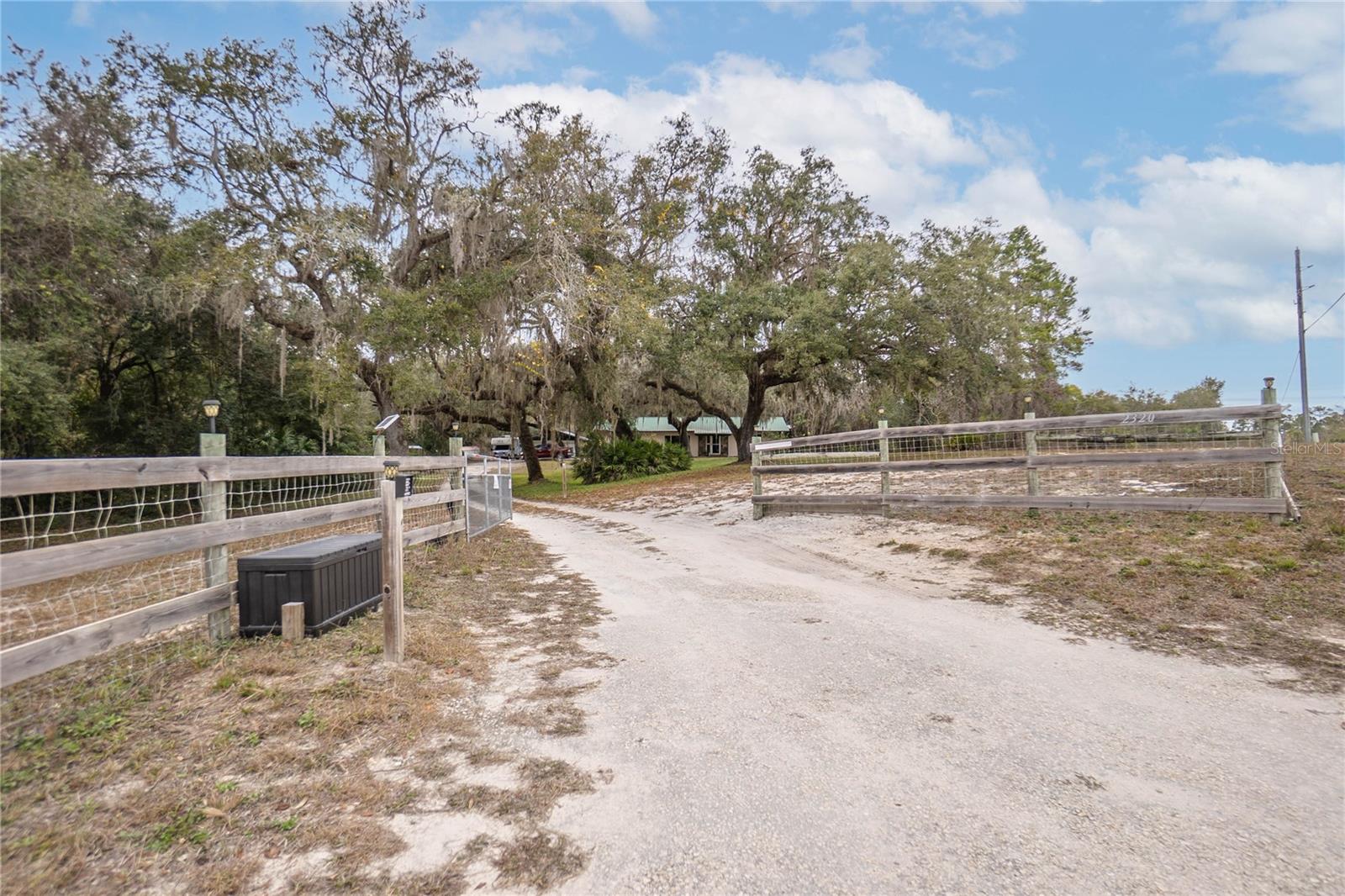 2320 N DEE RIVER RD, INVERNESS, FL, 34453