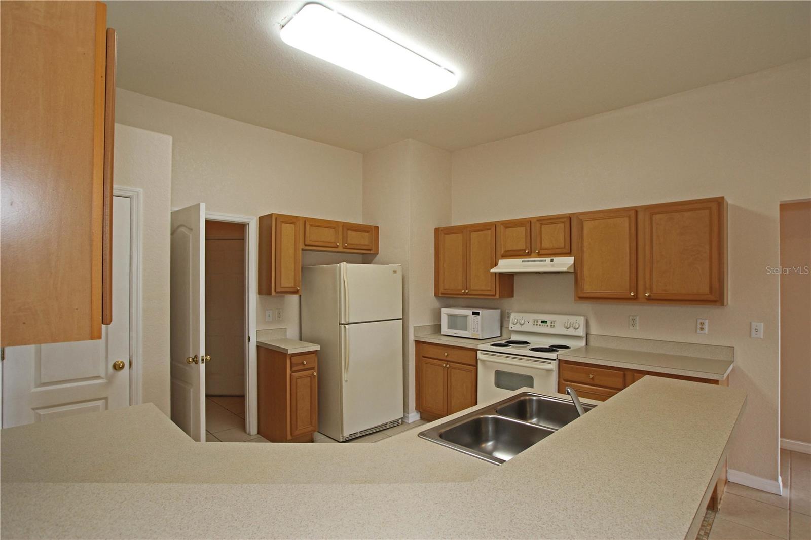 6852 SHADOWCAST LN, LAKELAND, FL, 33813