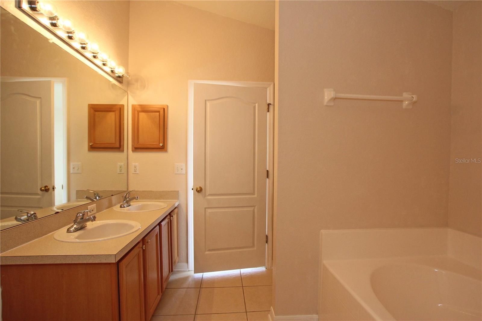 6852 SHADOWCAST LN, LAKELAND, FL, 33813