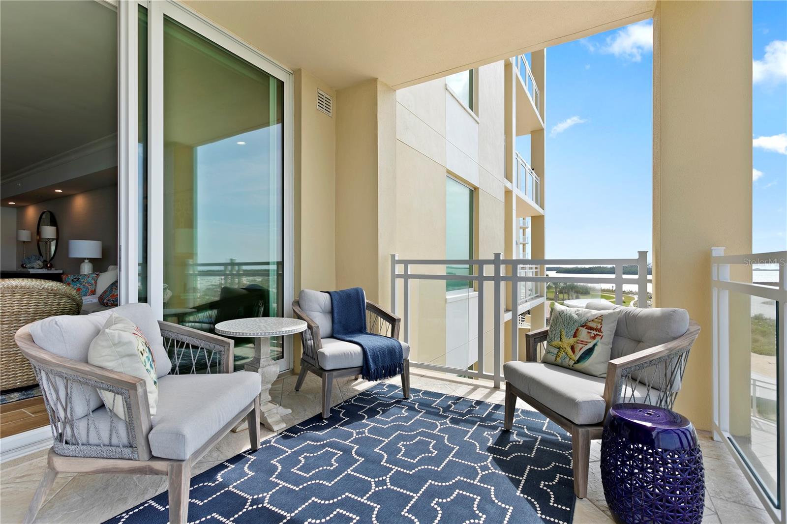 TB8475633 Property Photo