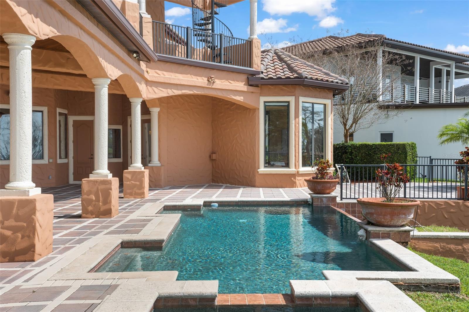 O6382015 Property Photo