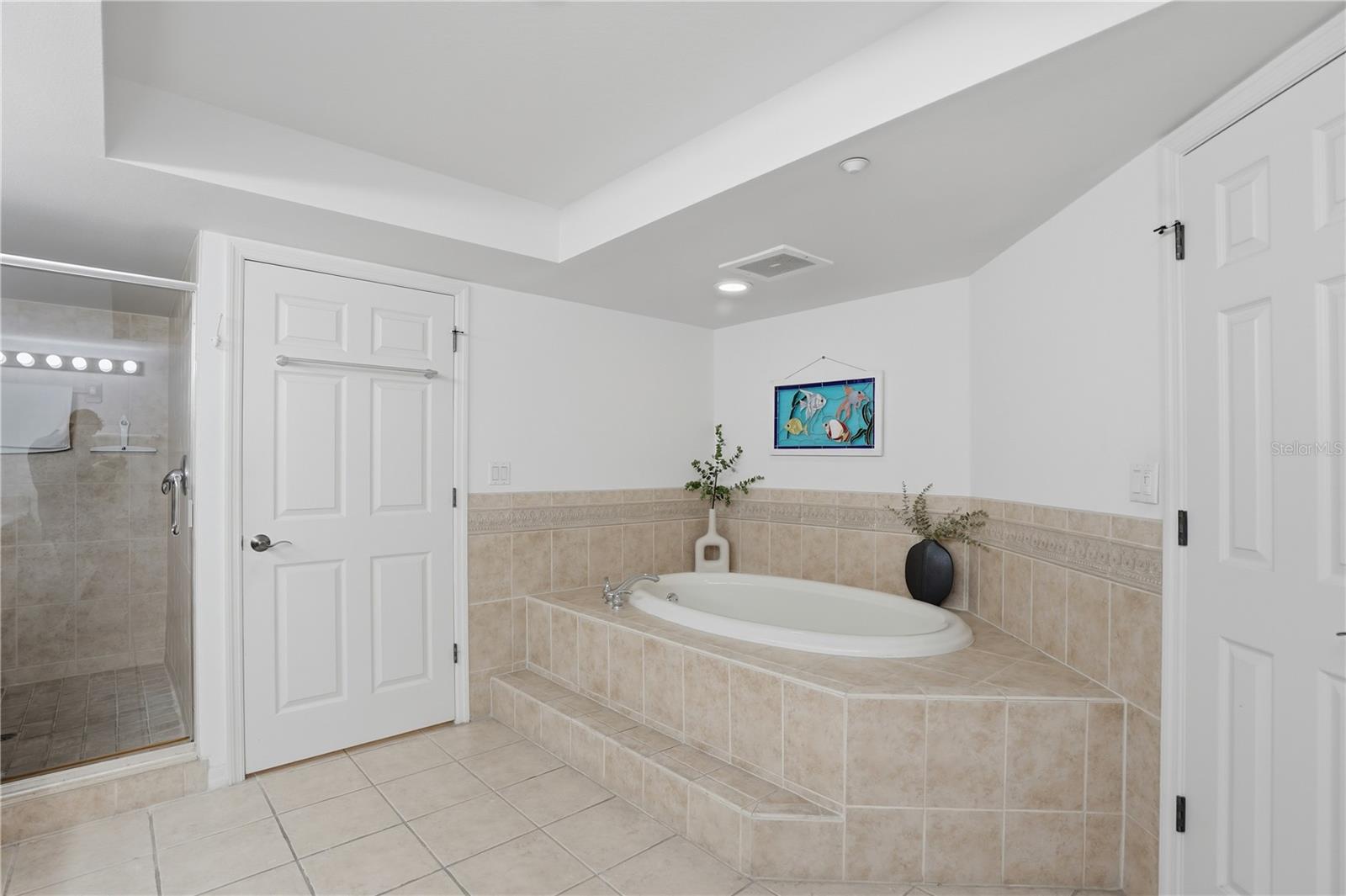 primary suite, ensuite