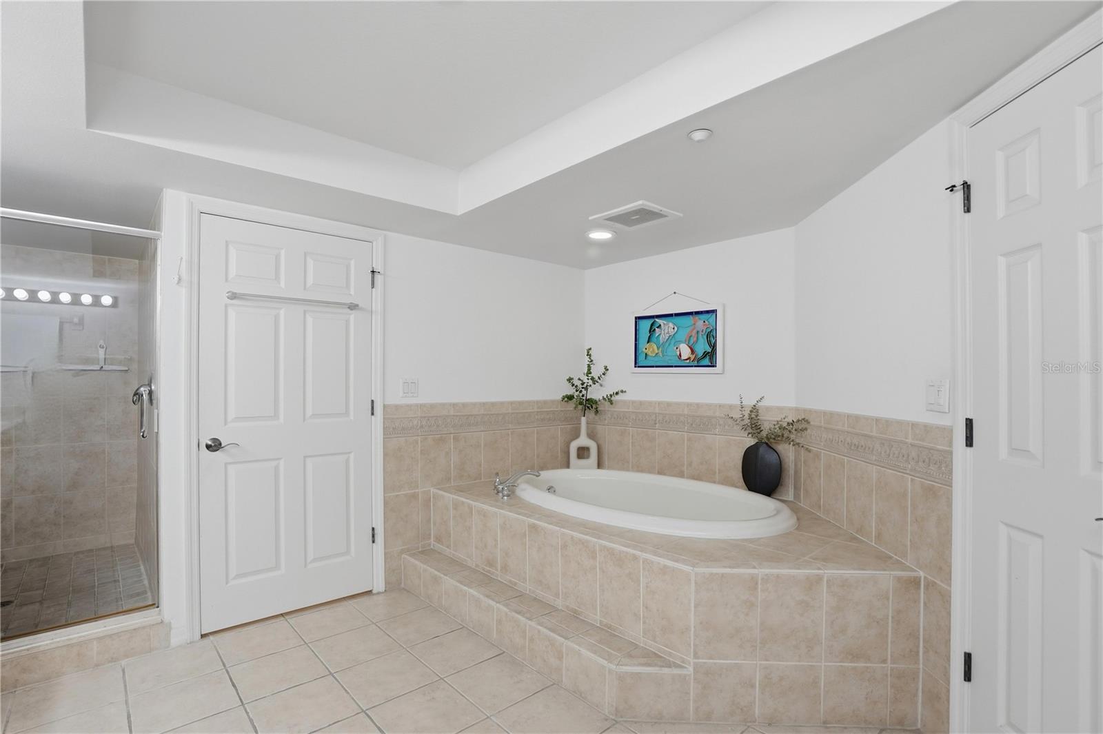 primary suite, ensuite