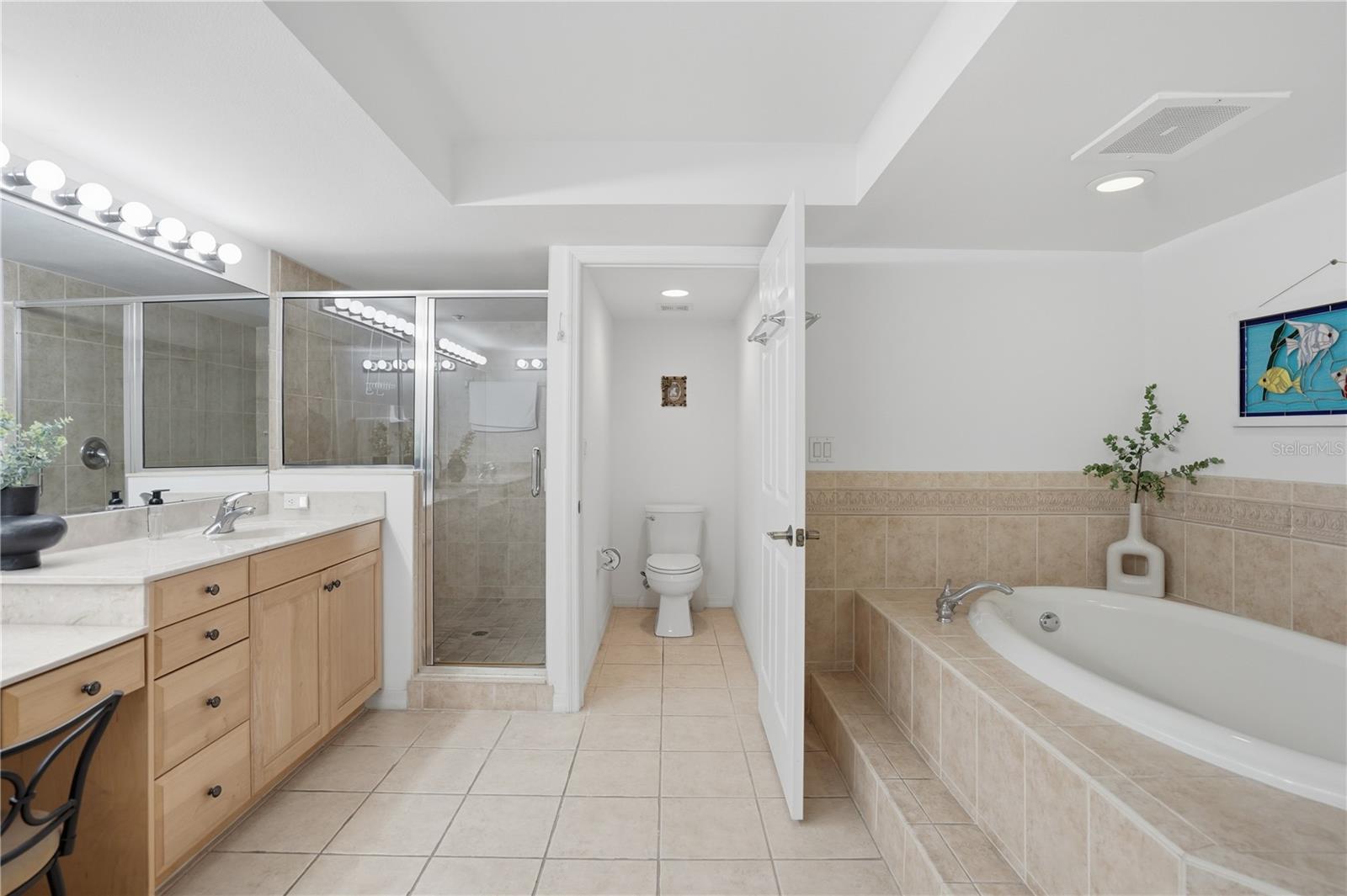 primary suite, ensuite