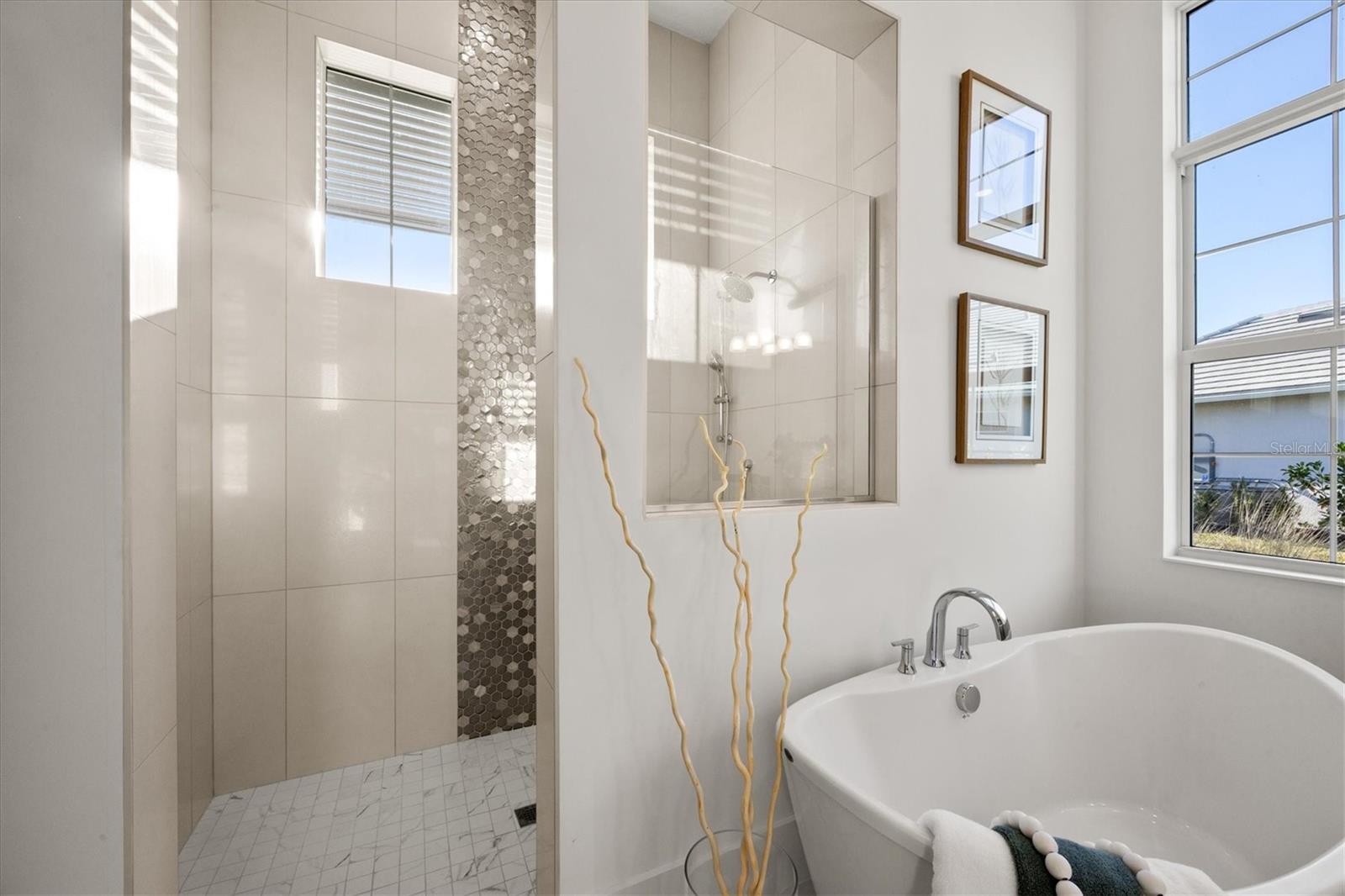 A4682338 Property Photo