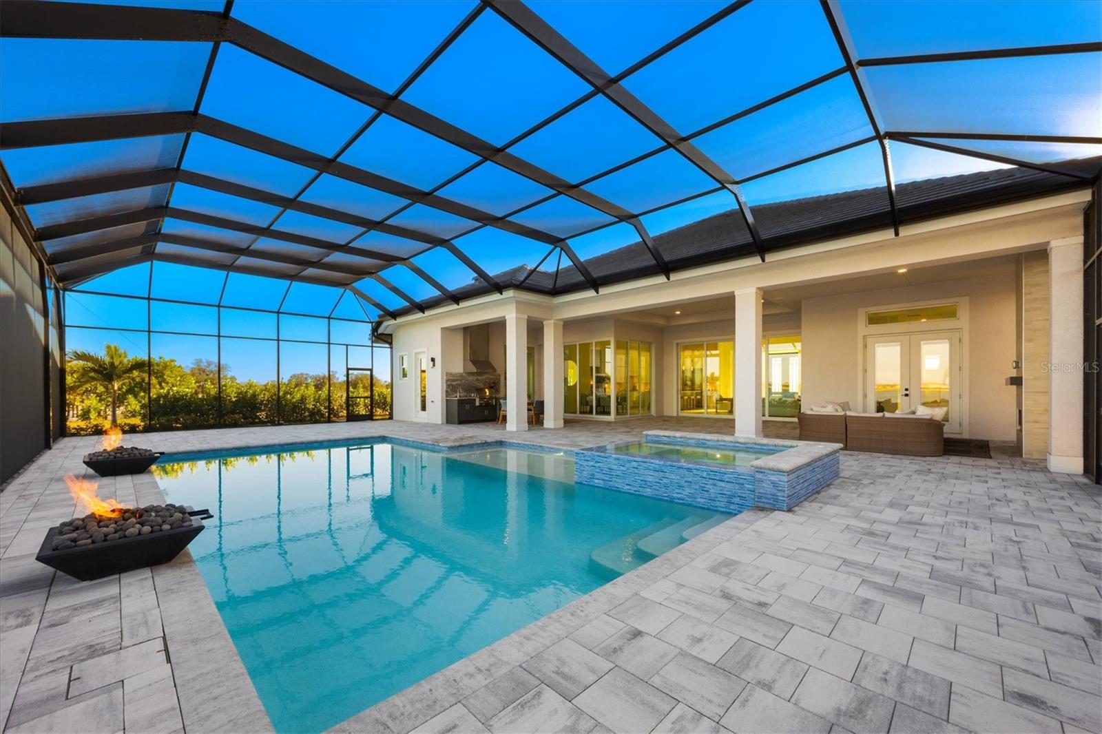 A4682338 Property Photo