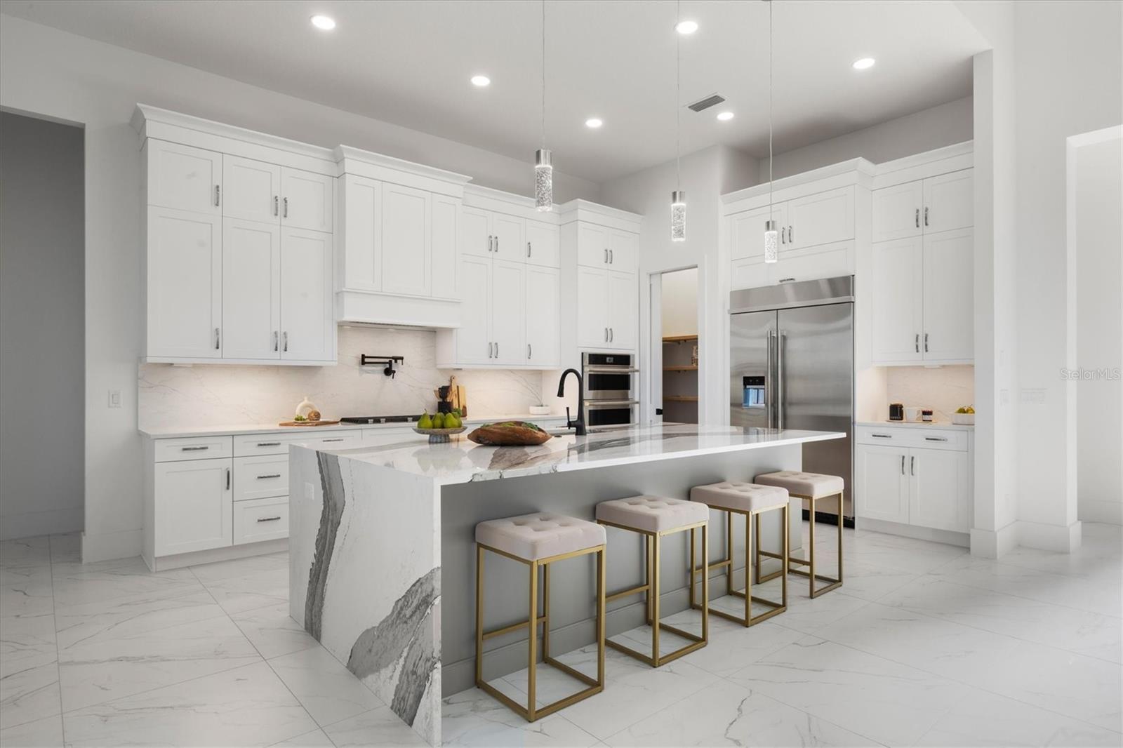 A4682338 Property Photo