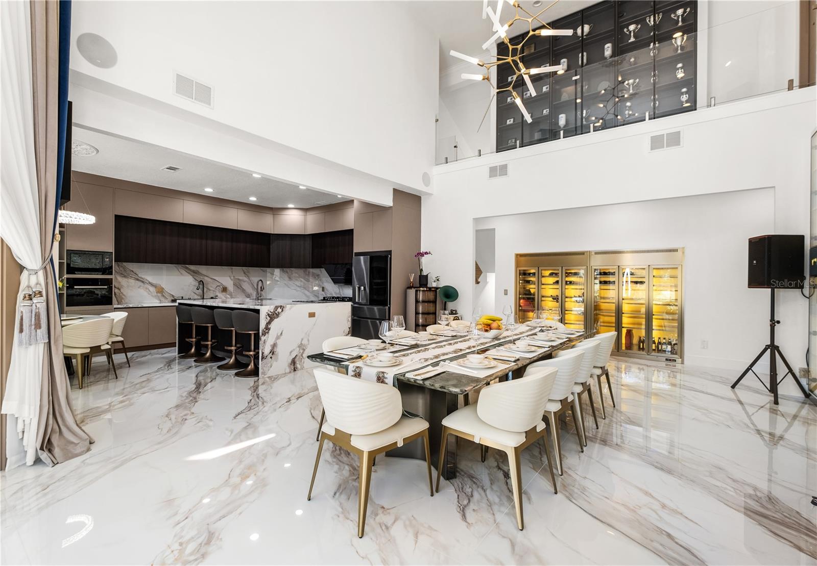 O6382040 Property Photo