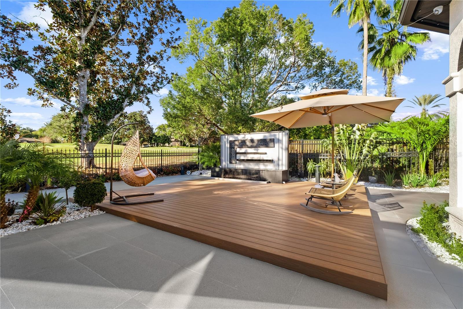 O6382040 Property Photo