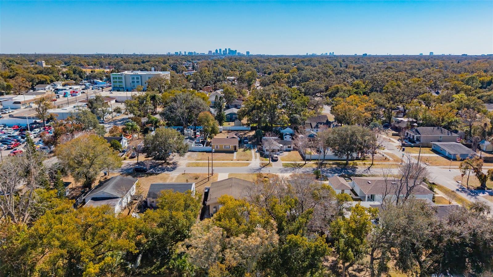 207 W BROAD ST, TAMPA, FL, 33604