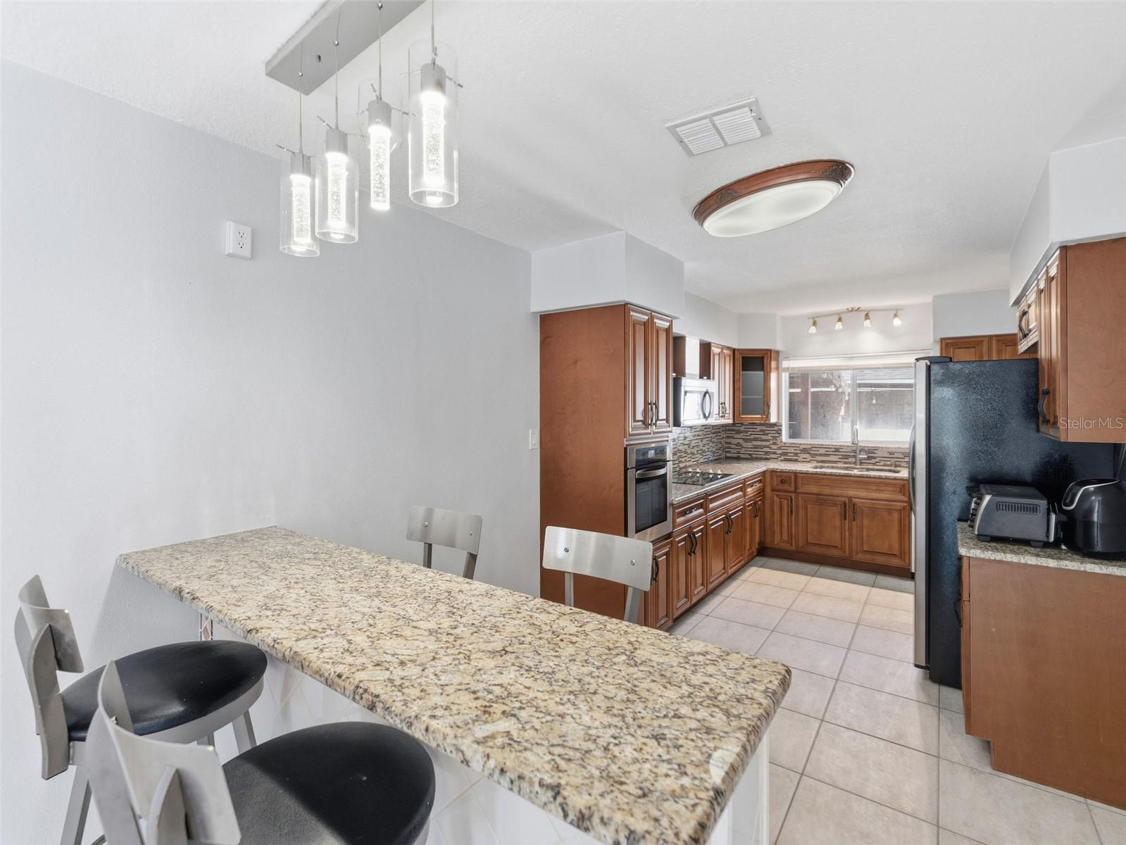 207 W BROAD ST, TAMPA, FL, 33604