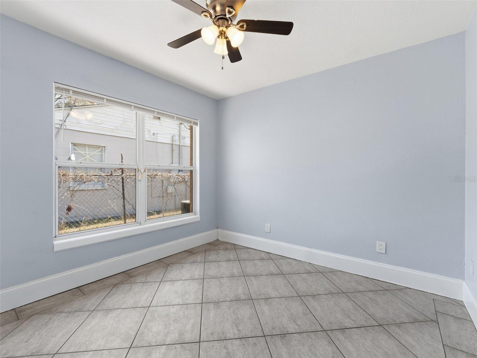 207 W BROAD ST, TAMPA, FL, 33604