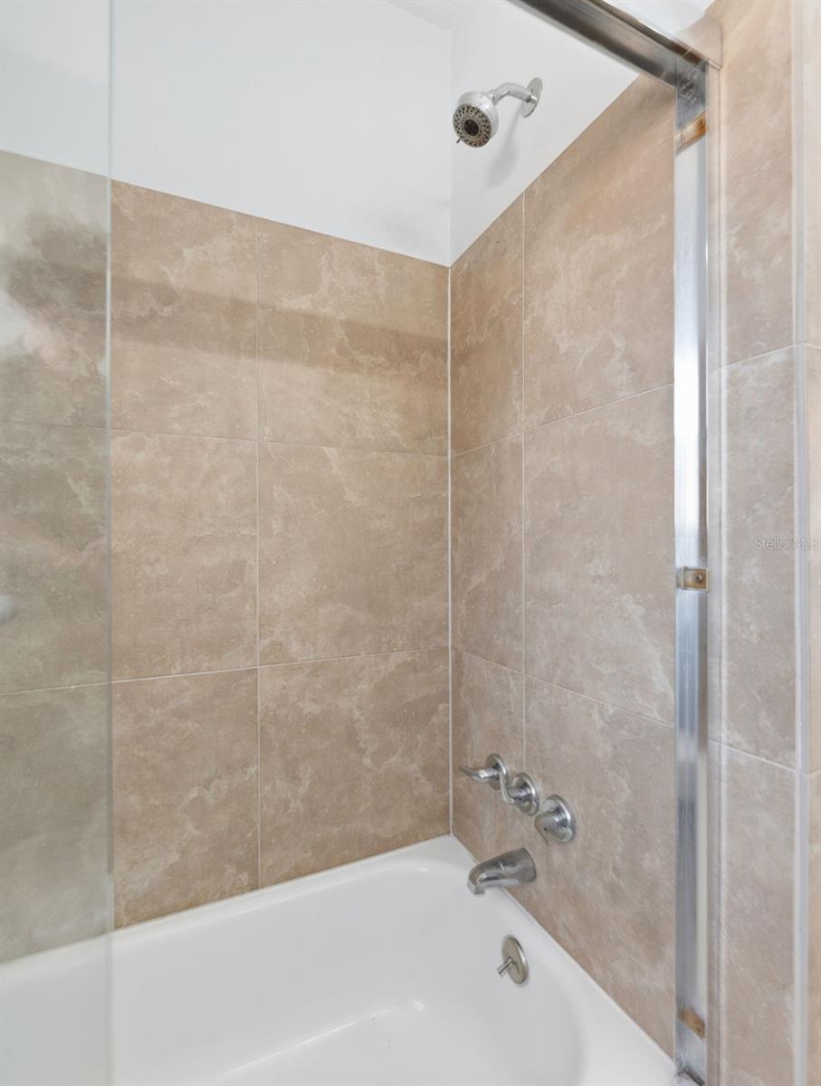 207 W BROAD ST, TAMPA, FL, 33604