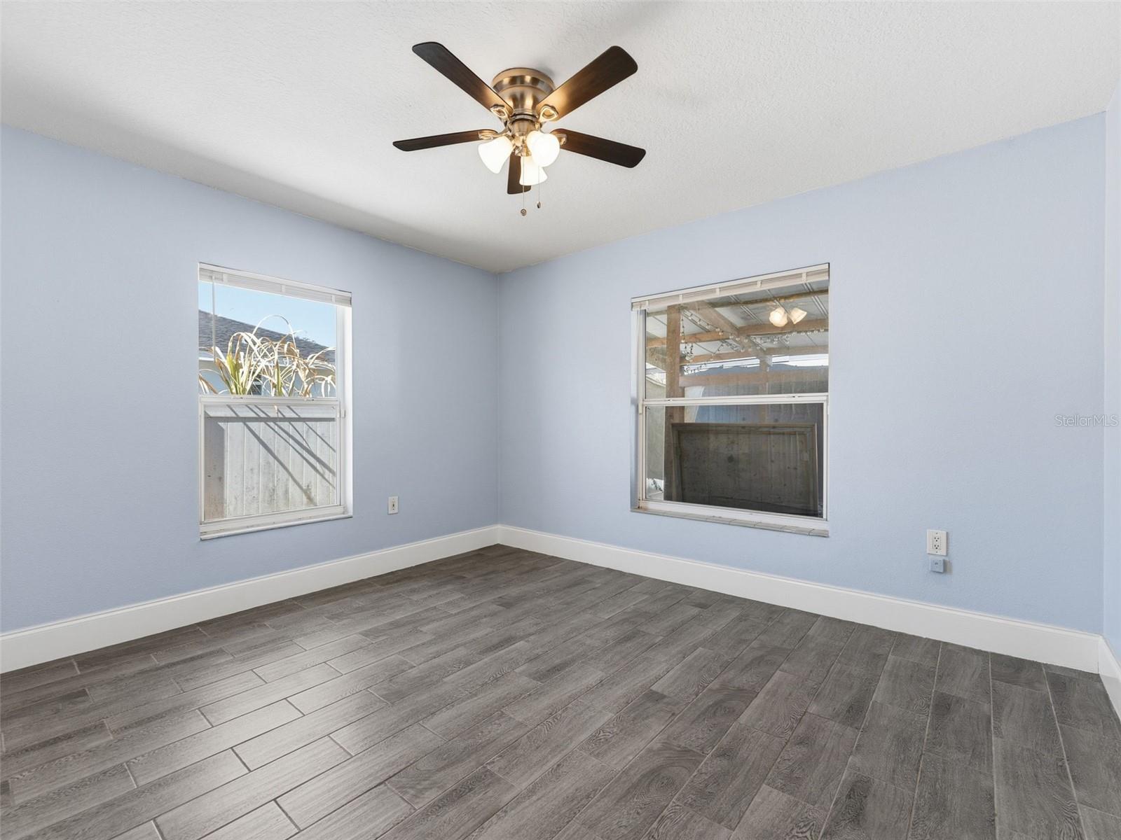 207 W BROAD ST, TAMPA, FL, 33604