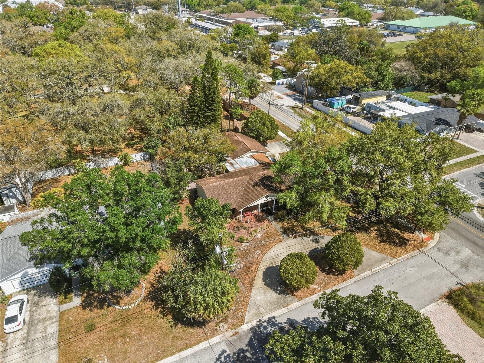 2101 W KYRA DR, TAMPA, FL, 33612