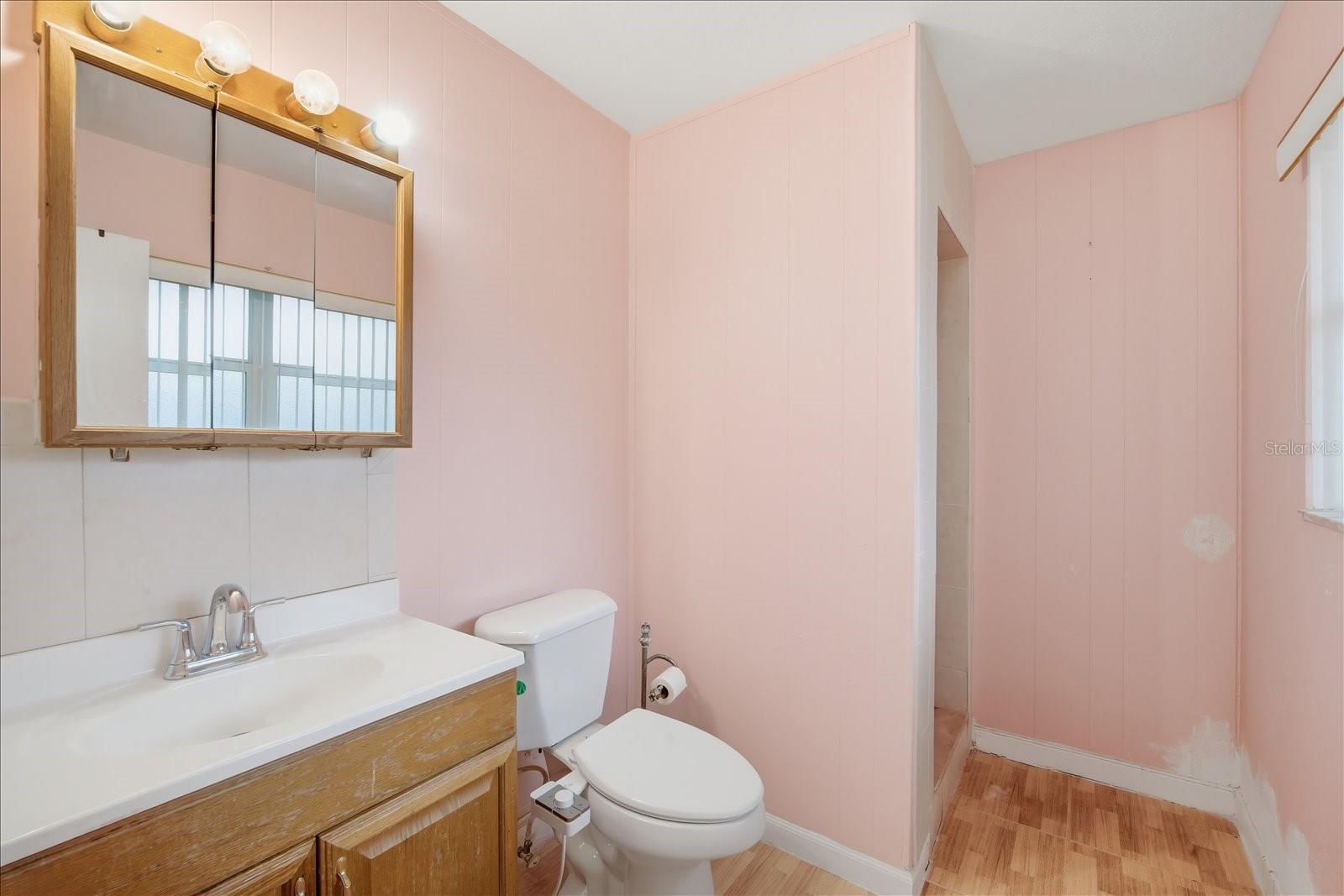 2101 W KYRA DR, TAMPA, FL, 33612