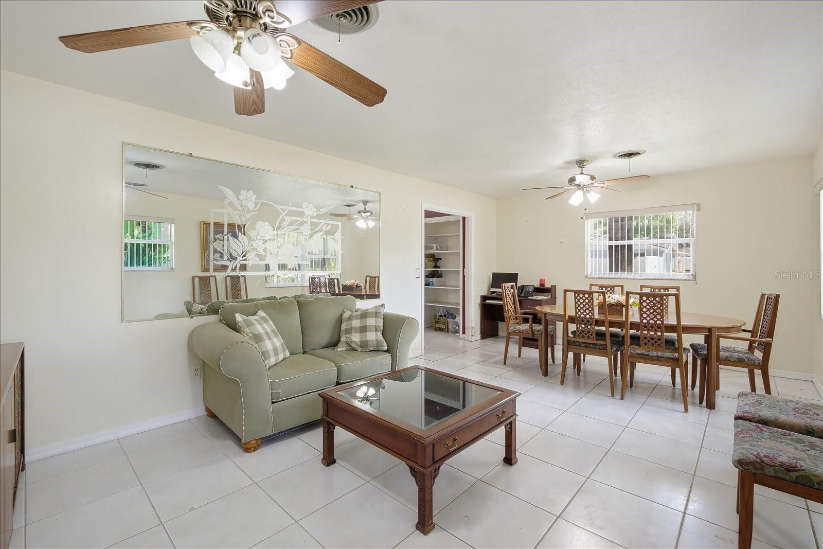 2101 W KYRA DR, TAMPA, FL, 33612