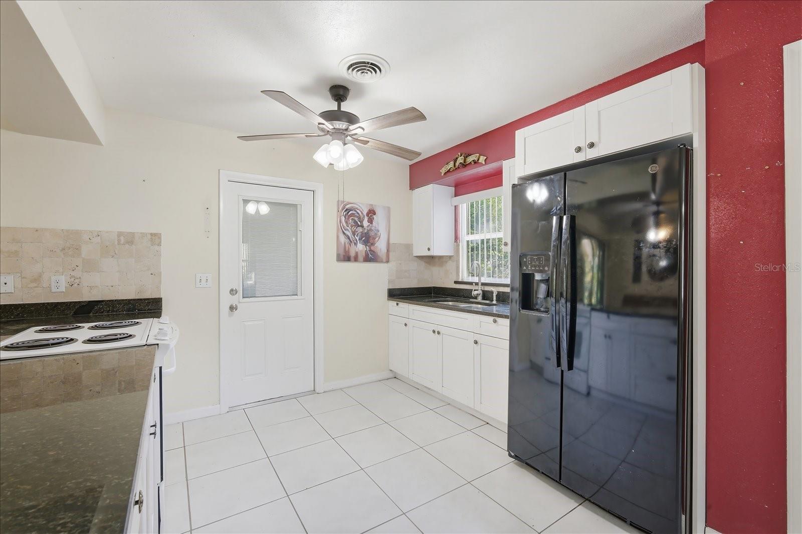 2101 W KYRA DR, TAMPA, FL, 33612