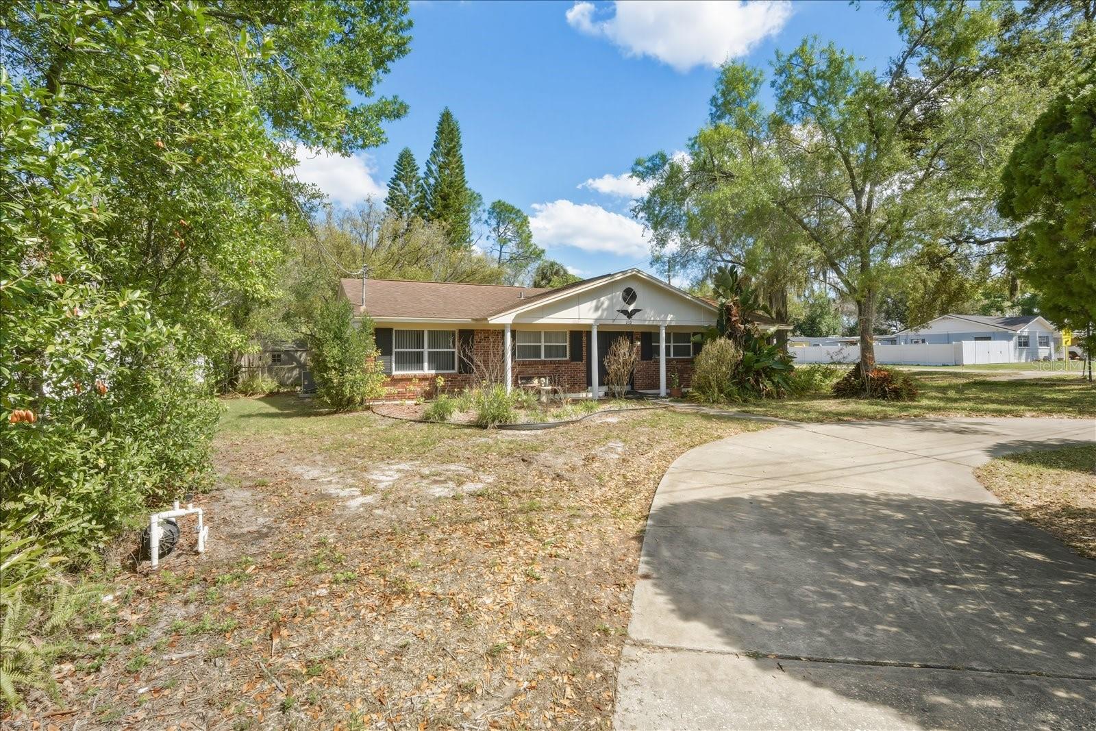 2101 W KYRA DR, TAMPA, FL, 33612