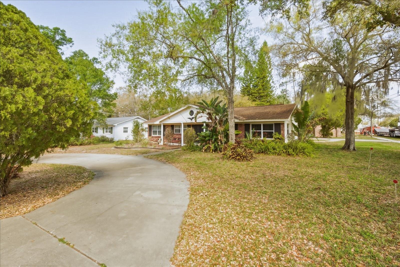 2101 W KYRA DR, TAMPA, FL, 33612