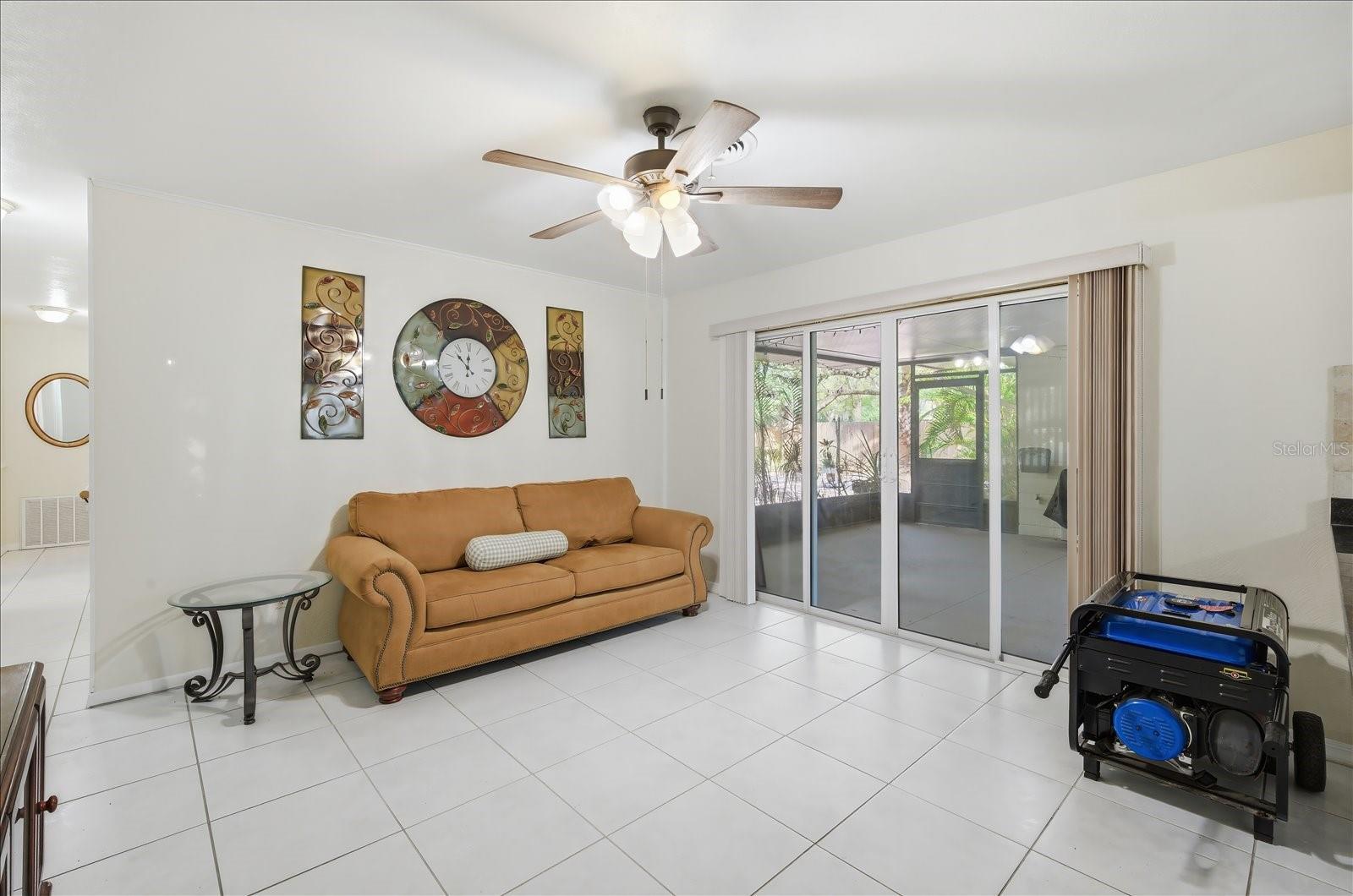 2101 W KYRA DR, TAMPA, FL, 33612