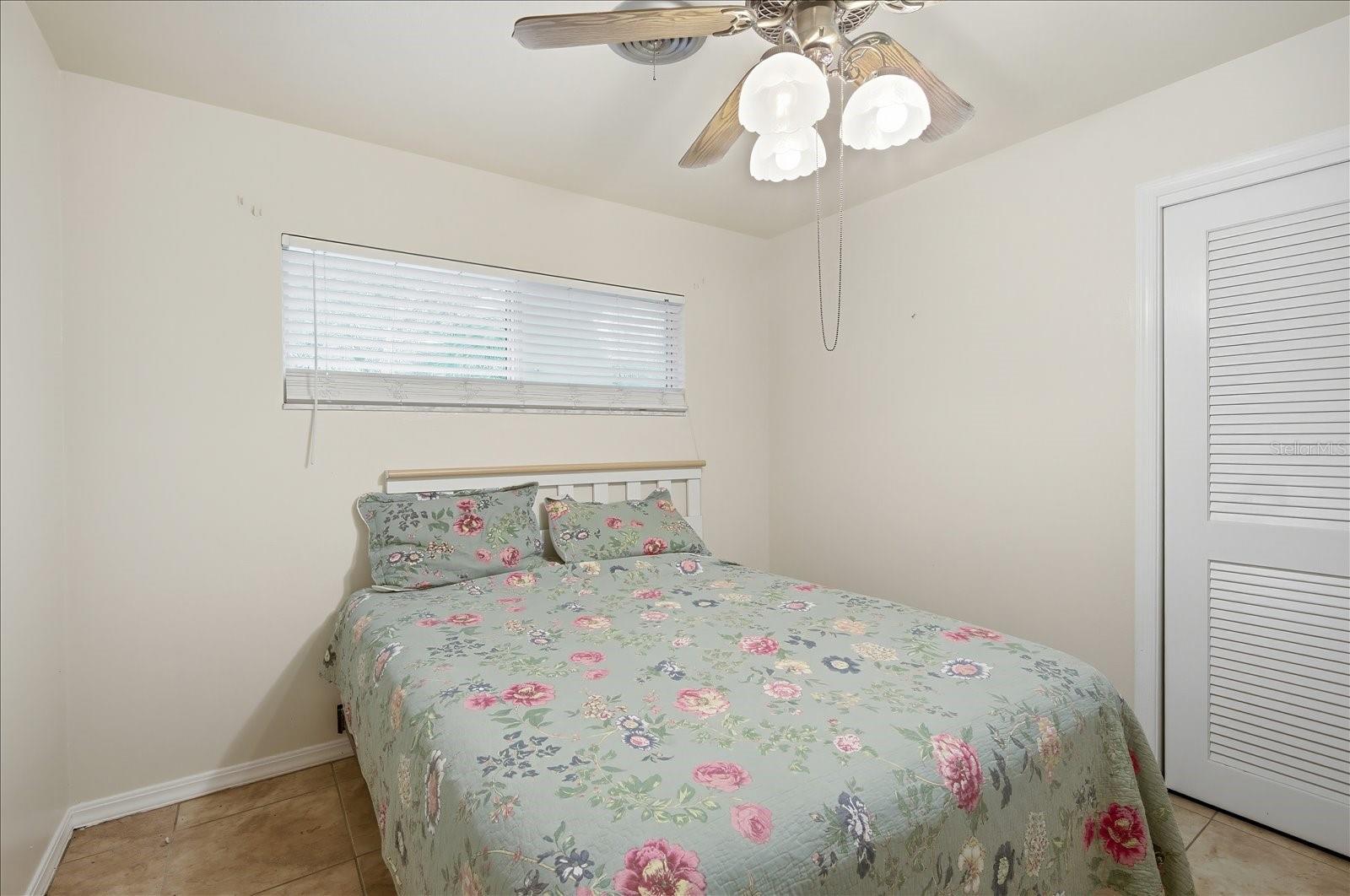 2101 W KYRA DR, TAMPA, FL, 33612