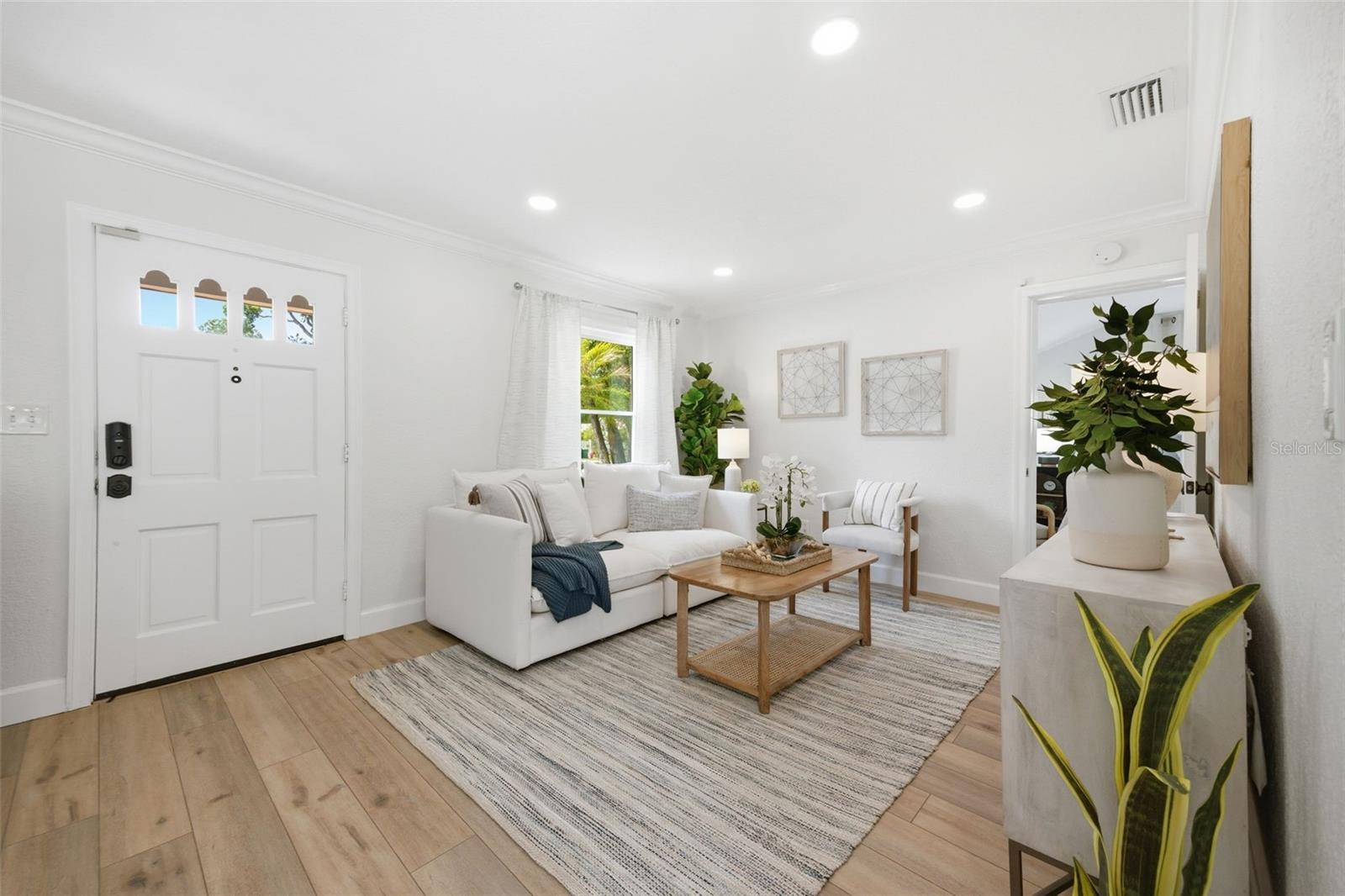 921 CORNELIUS AVE, TAMPA, FL, 33603