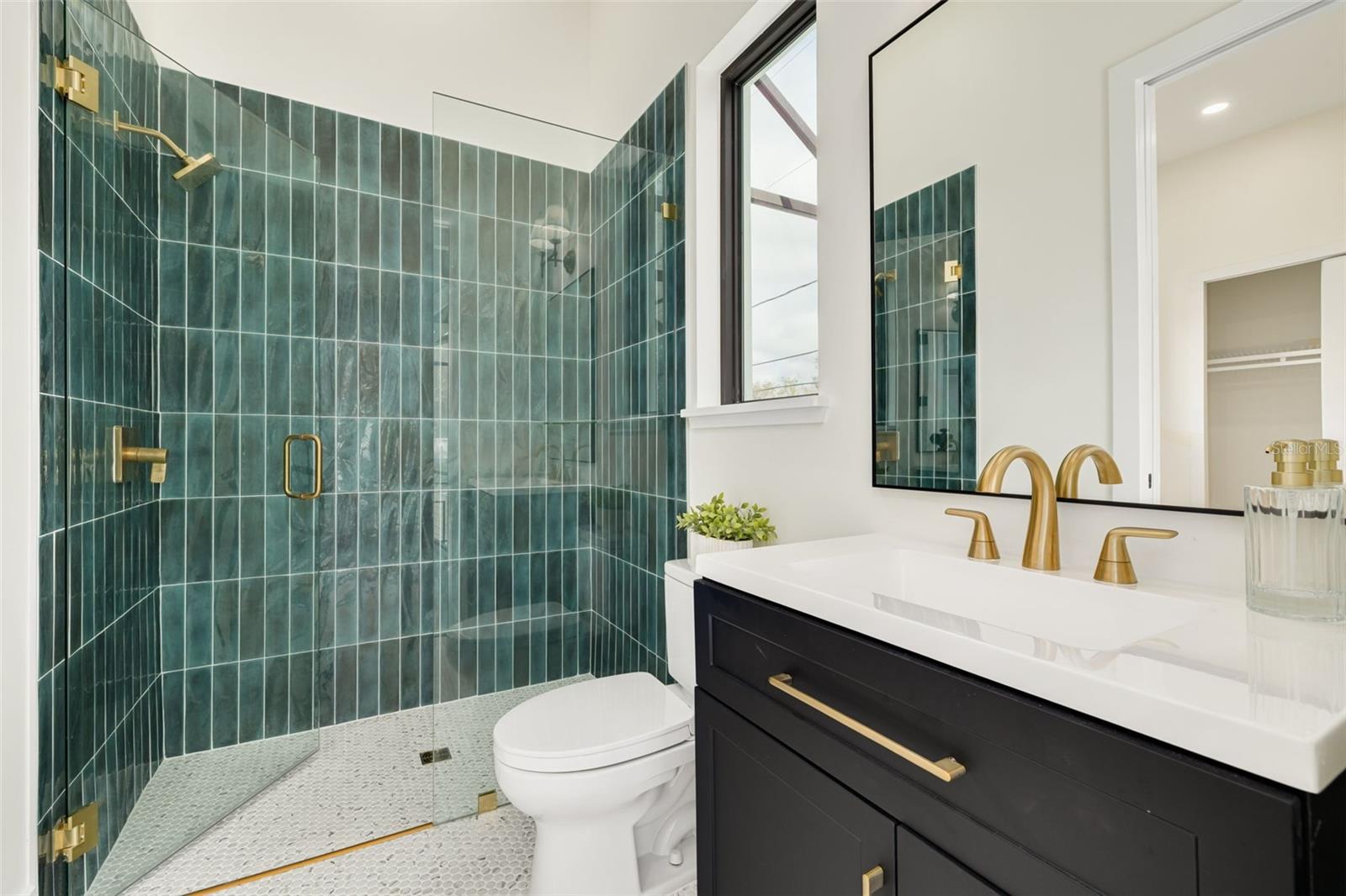 Downstiars On Suite Bath