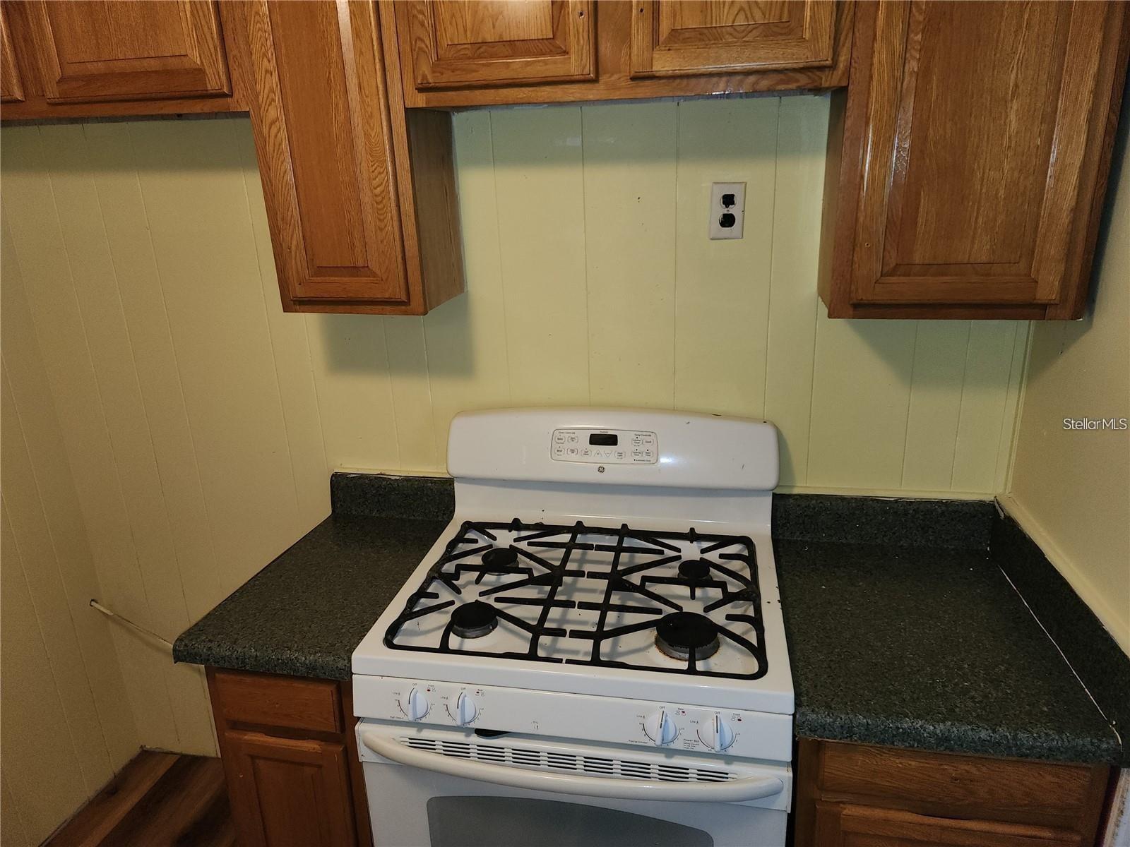 A4682352 Property Photo