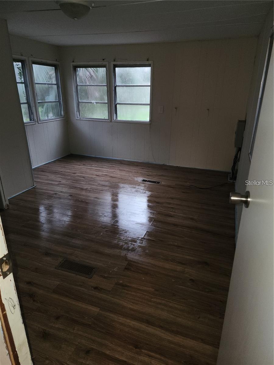 A4682352 Property Photo