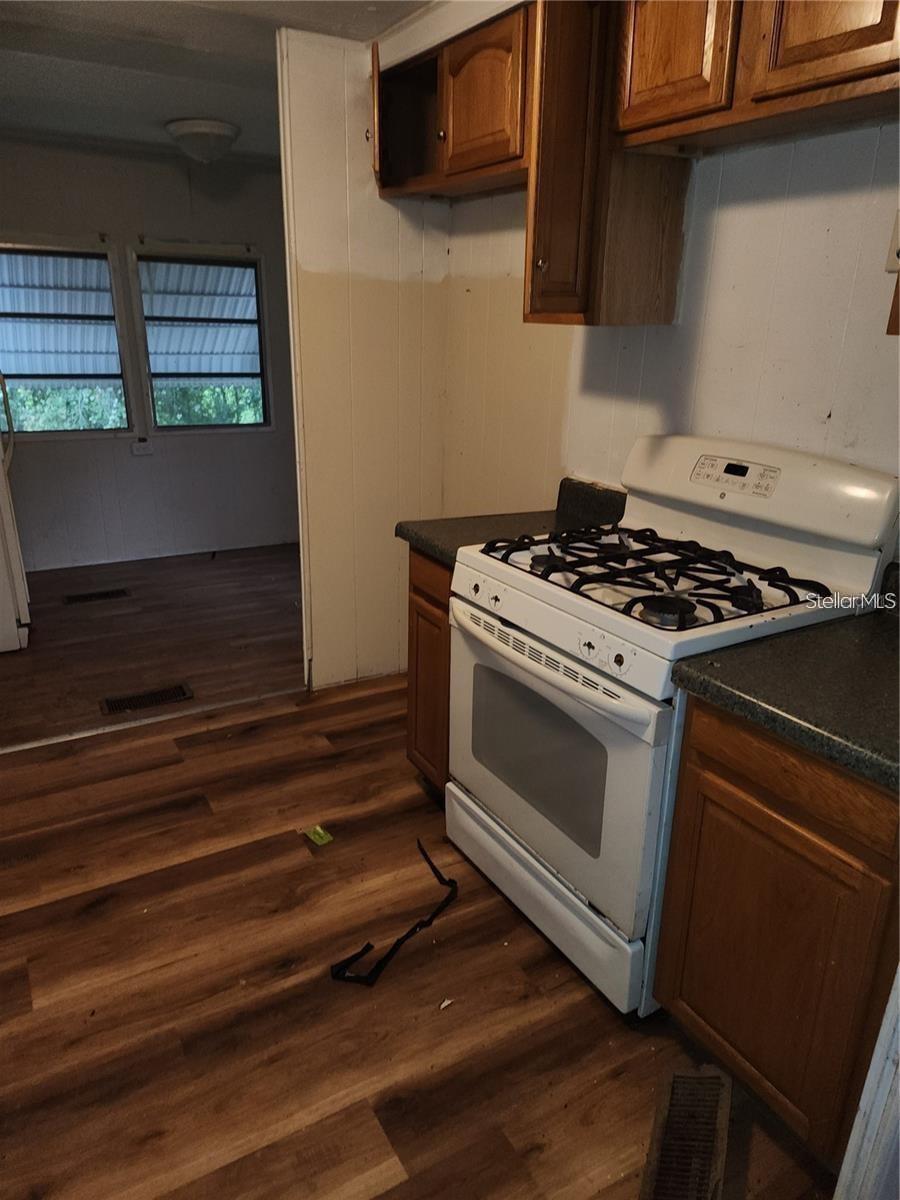 A4682352 Property Photo