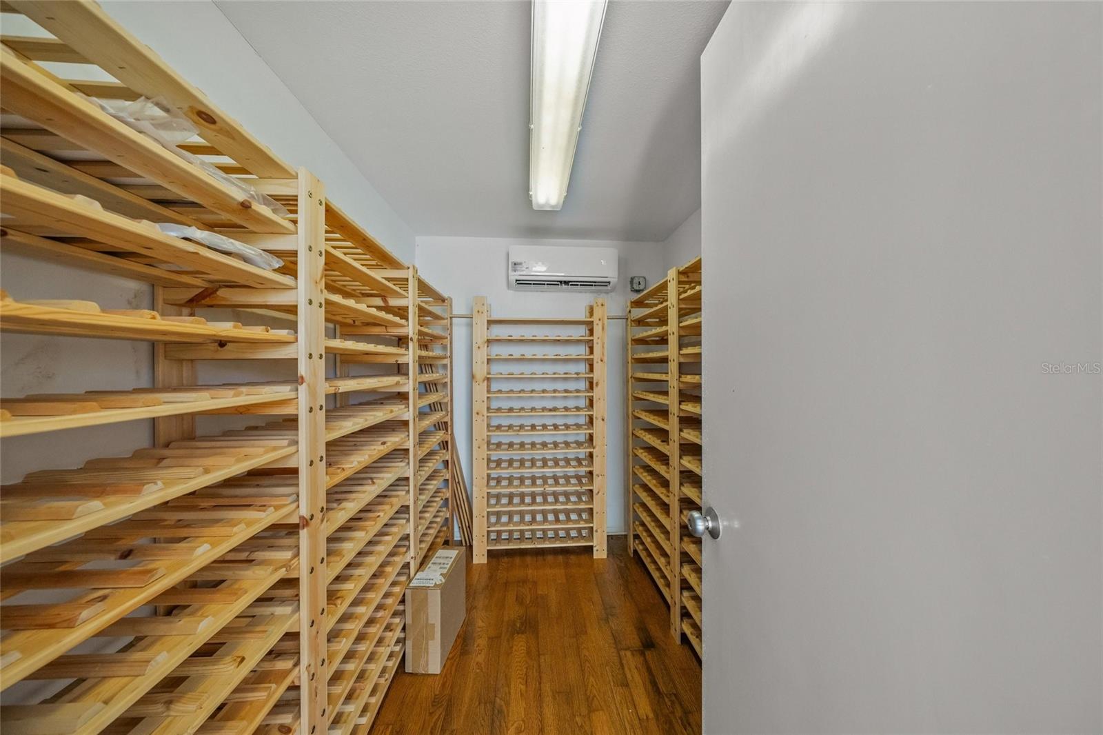 A4682353 Property Photo