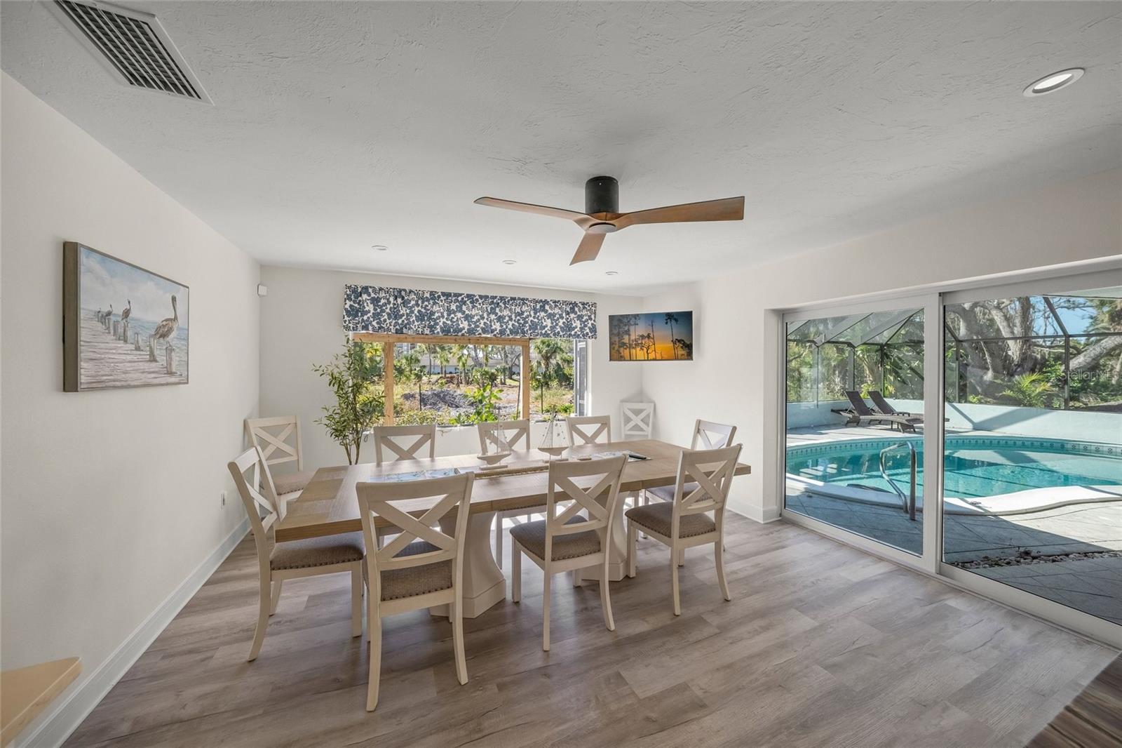 A4682353 Property Photo