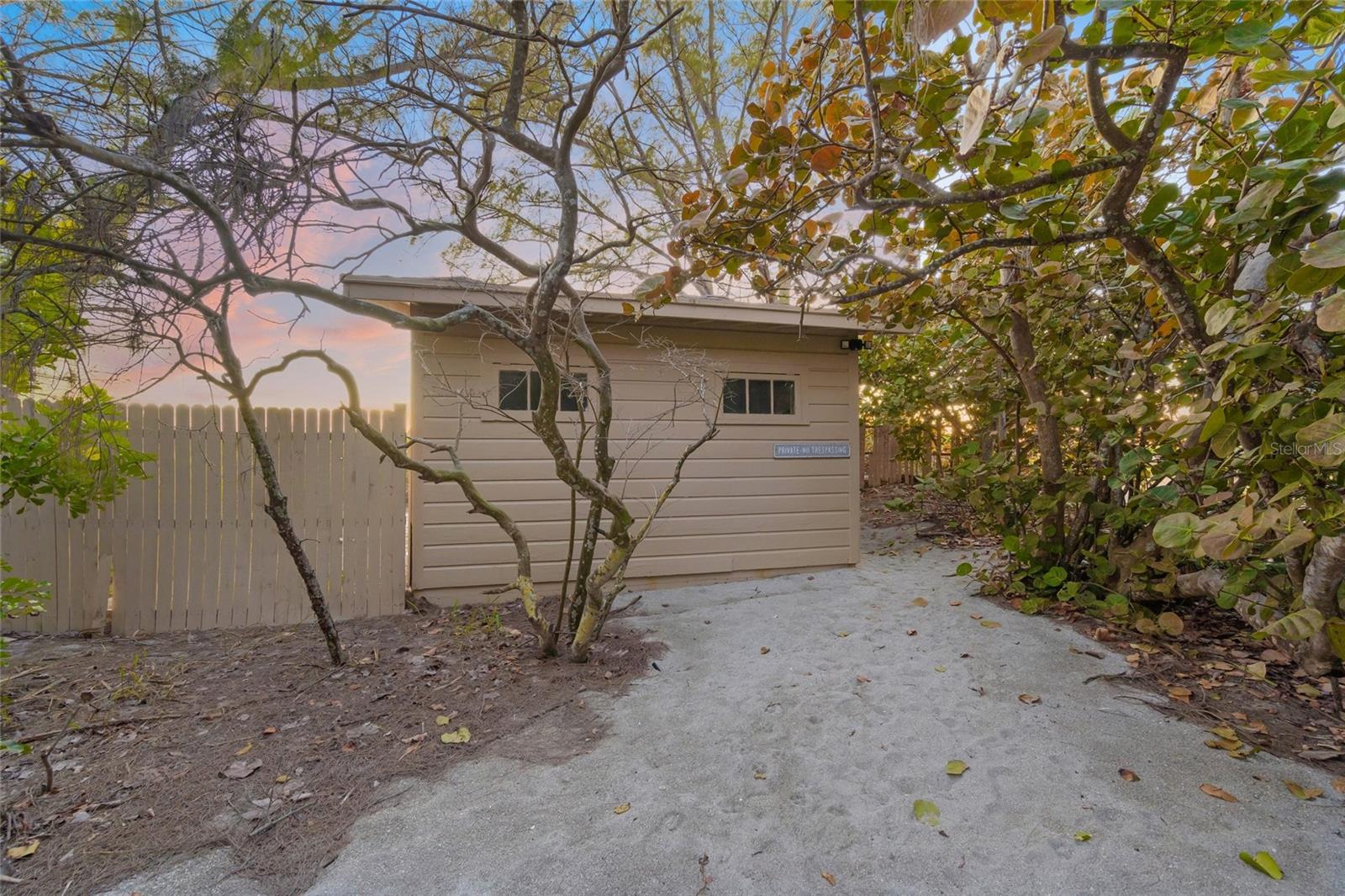 A4682353 Property Photo