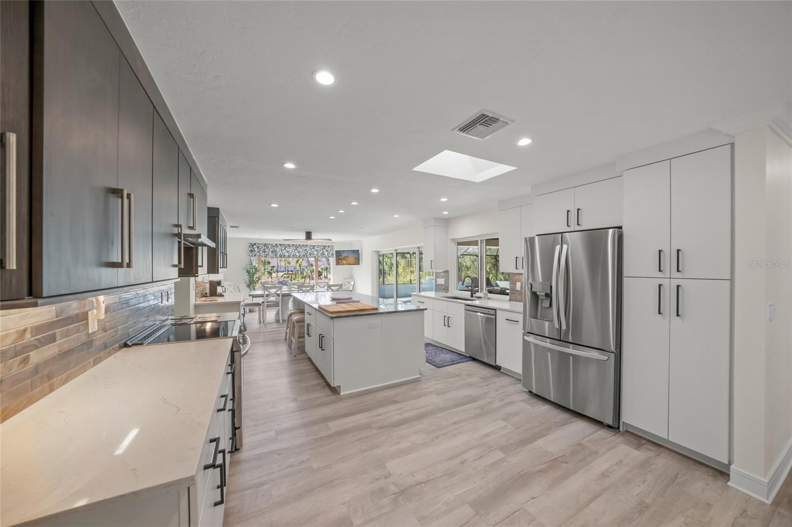 A4682353 Property Photo