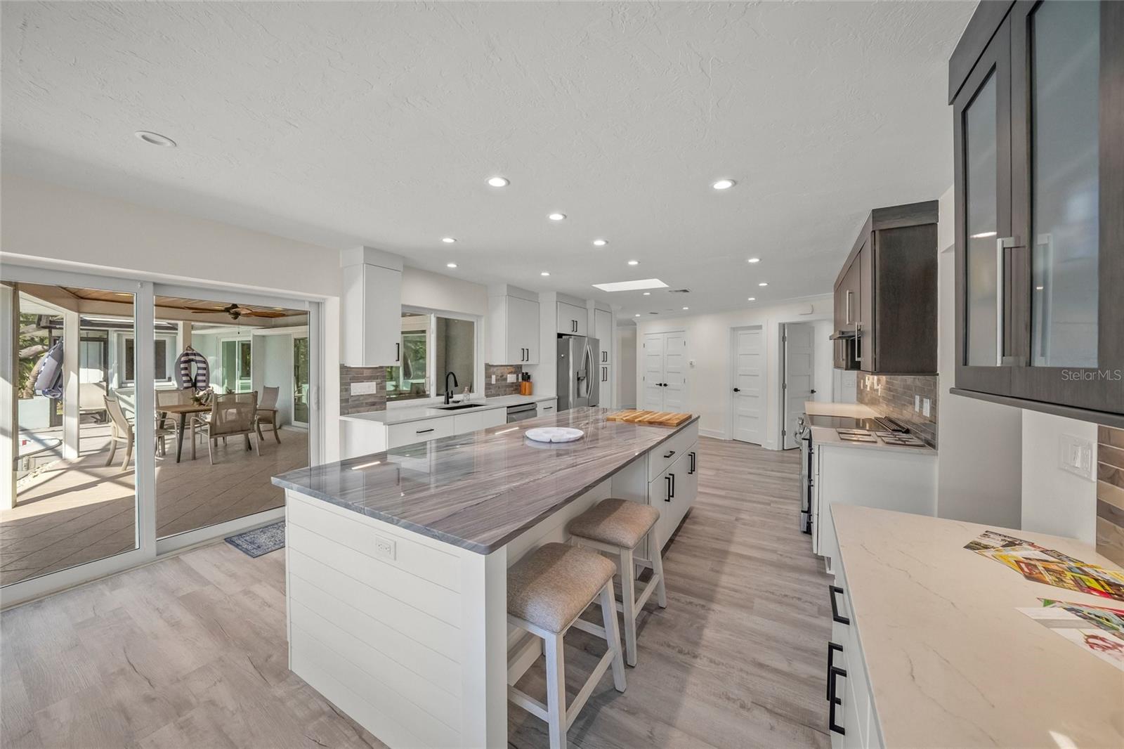 A4682353 Property Photo