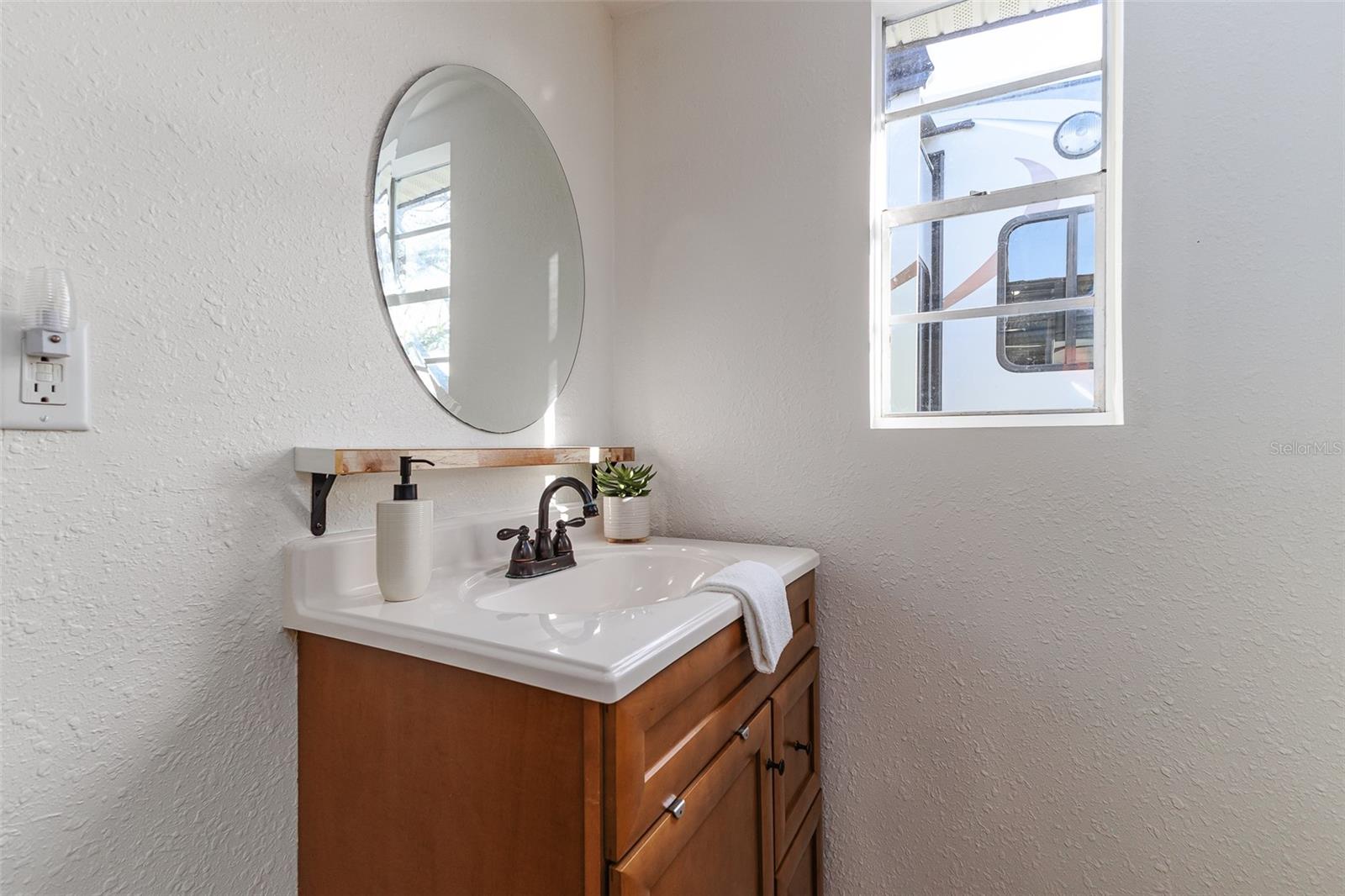 516 WALNUT ST, AUBURNDALE, FL, 33823