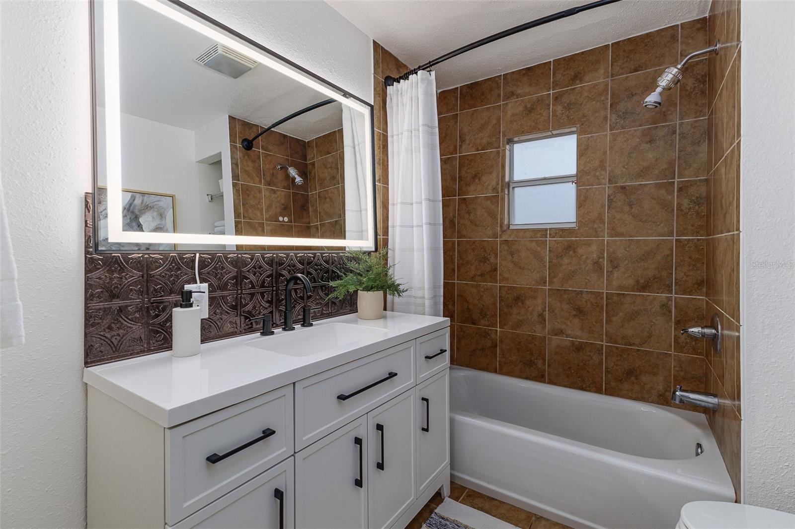 516 WALNUT ST, AUBURNDALE, FL, 33823