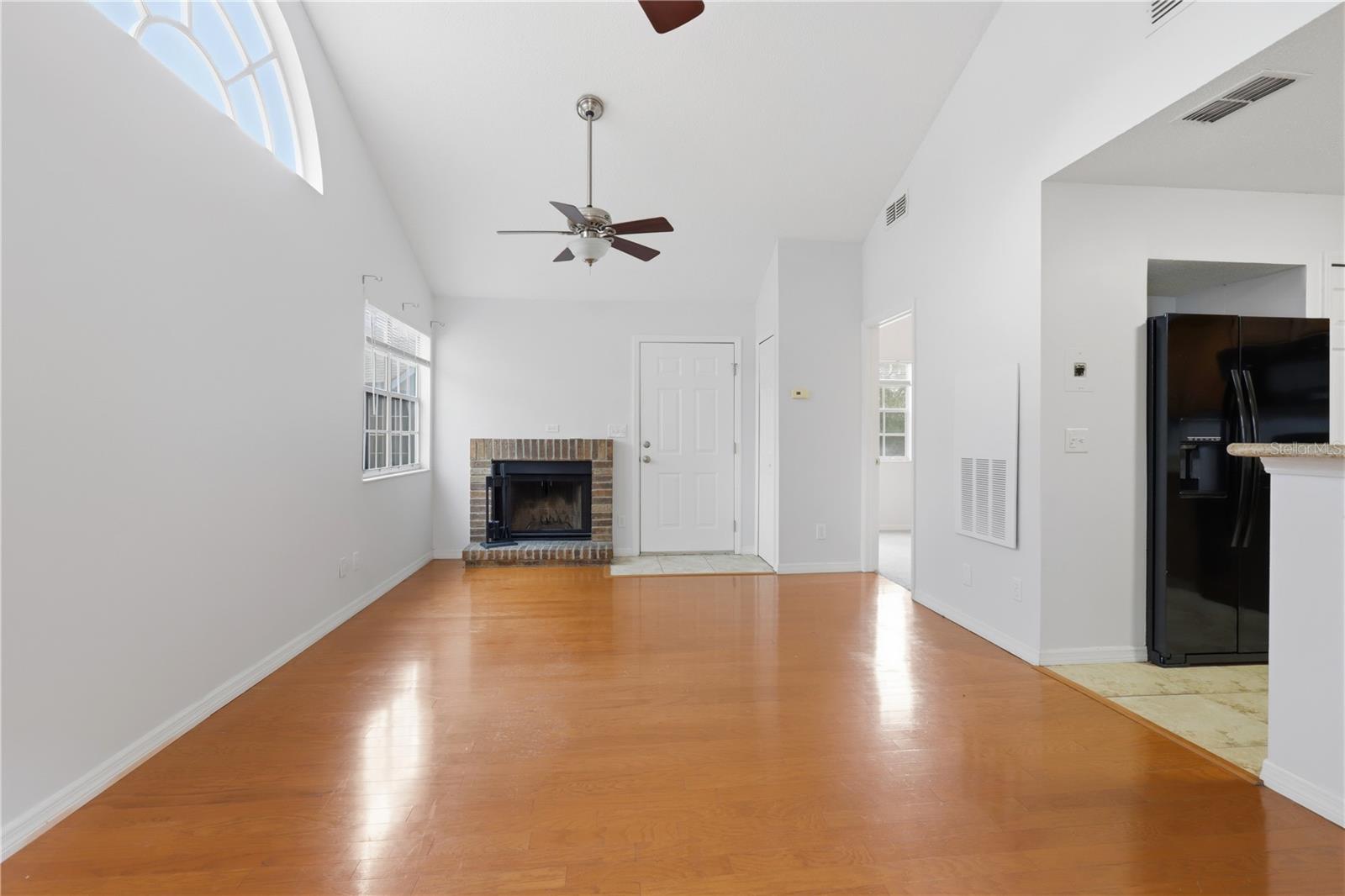 949 BIRD BAY CT #201, LAKE MARY, FL, 32746