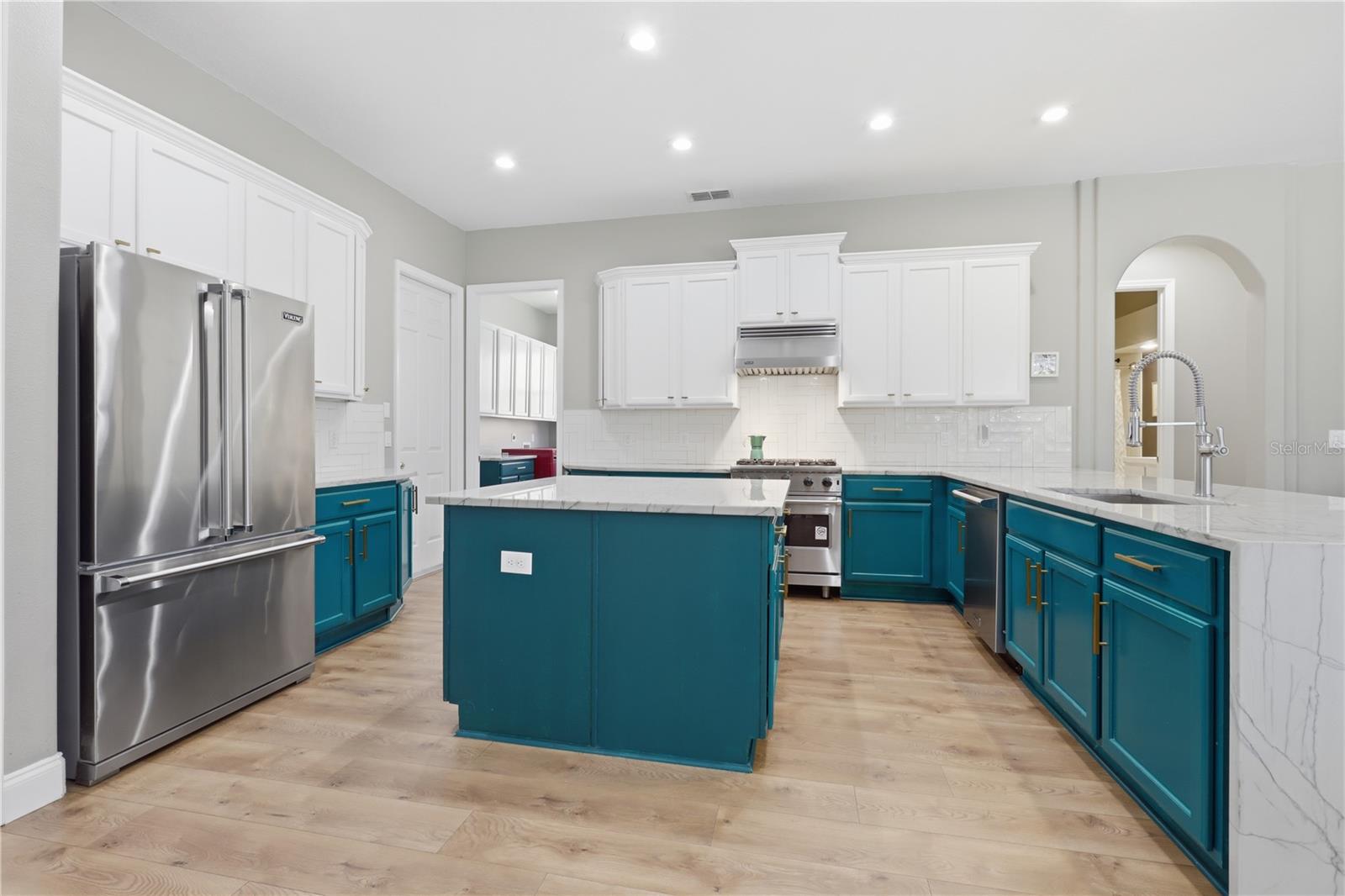 111 SAN LUCIA DR, DEBARY, FL, 32713