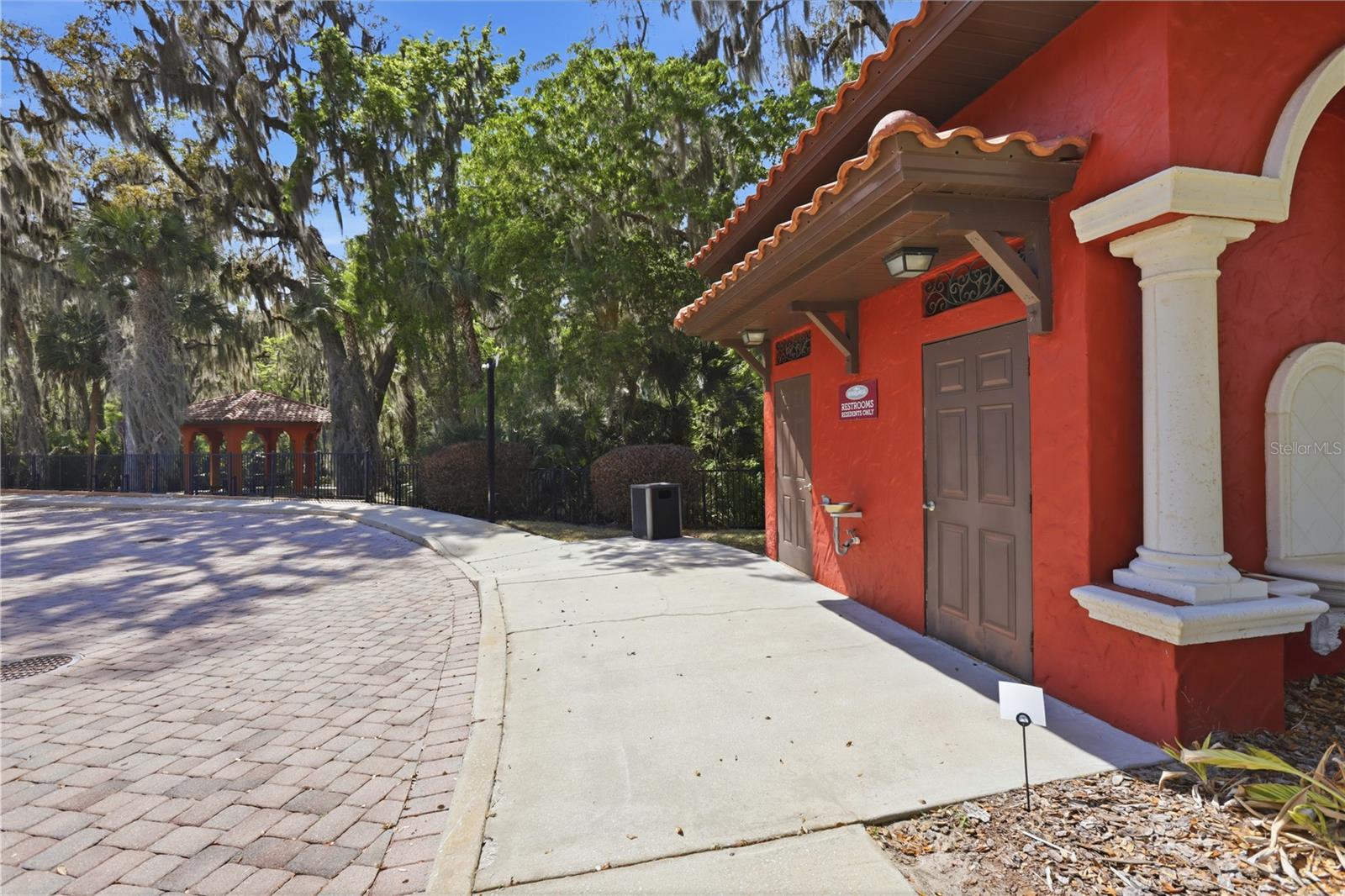 111 SAN LUCIA DR, DEBARY, FL, 32713