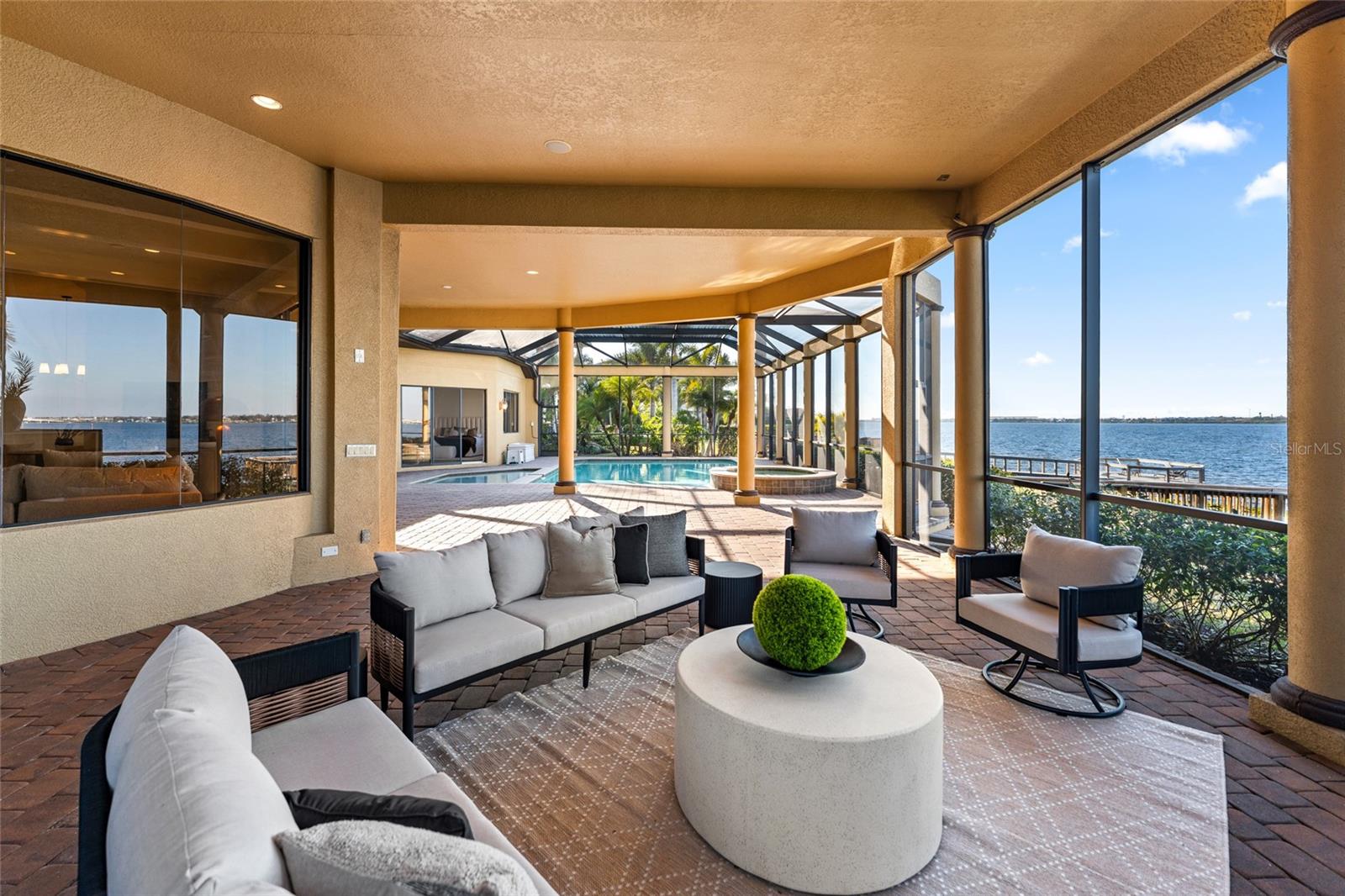 A4682382 Property Photo