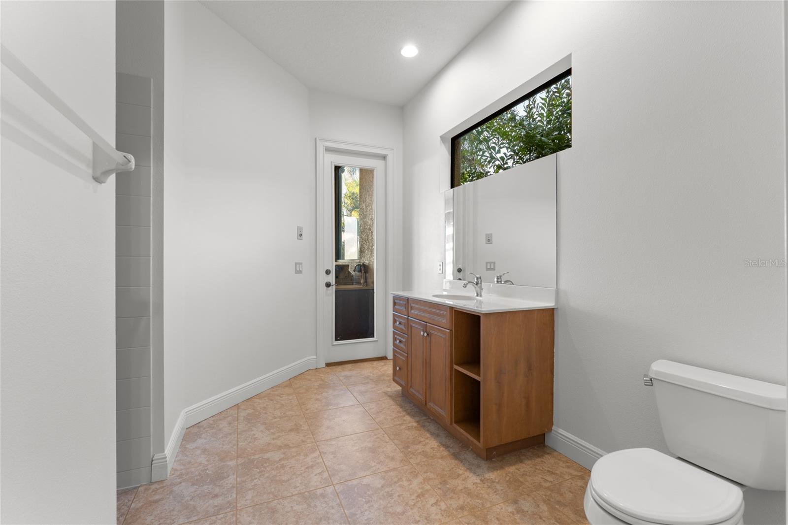 A4682382 Property Photo