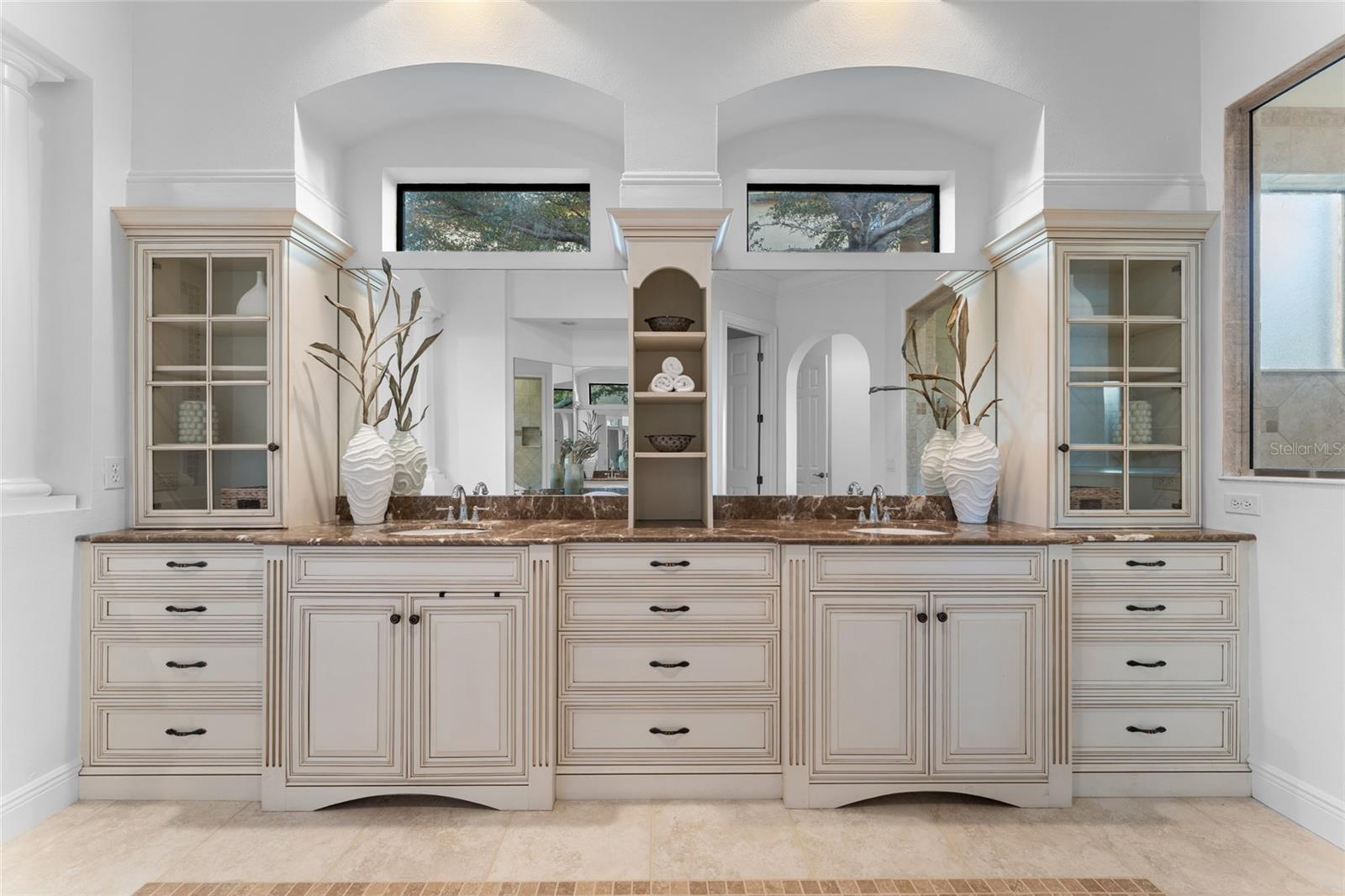 A4682382 Property Photo