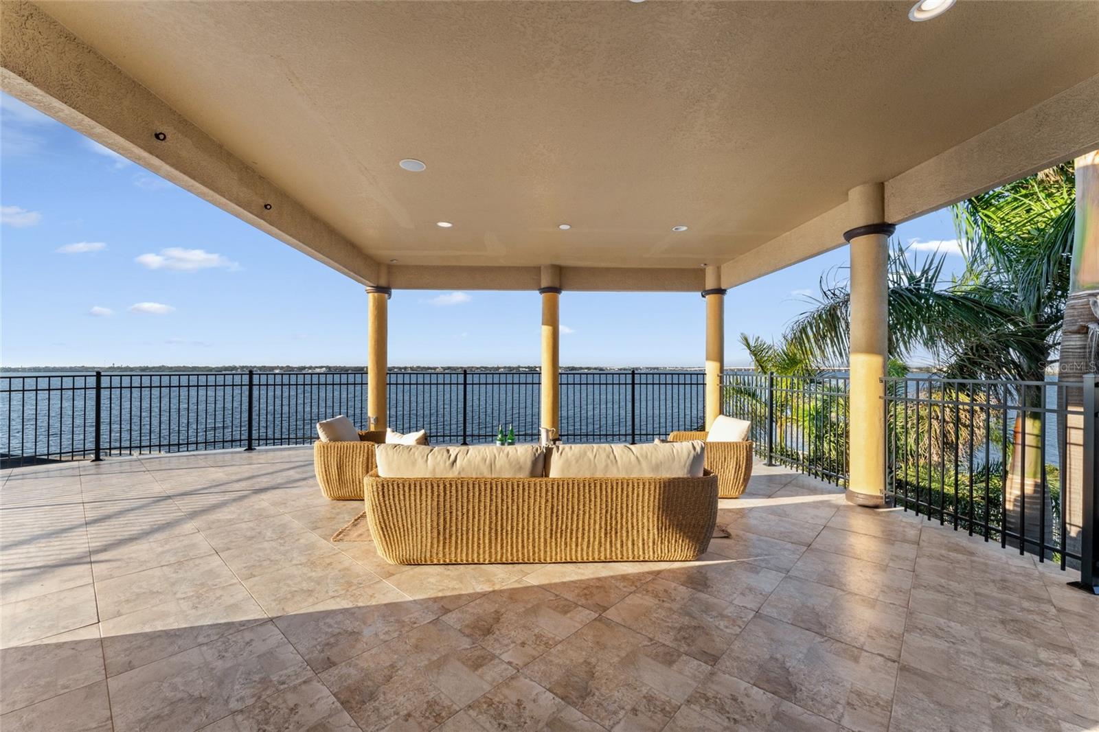 A4682382 Property Photo