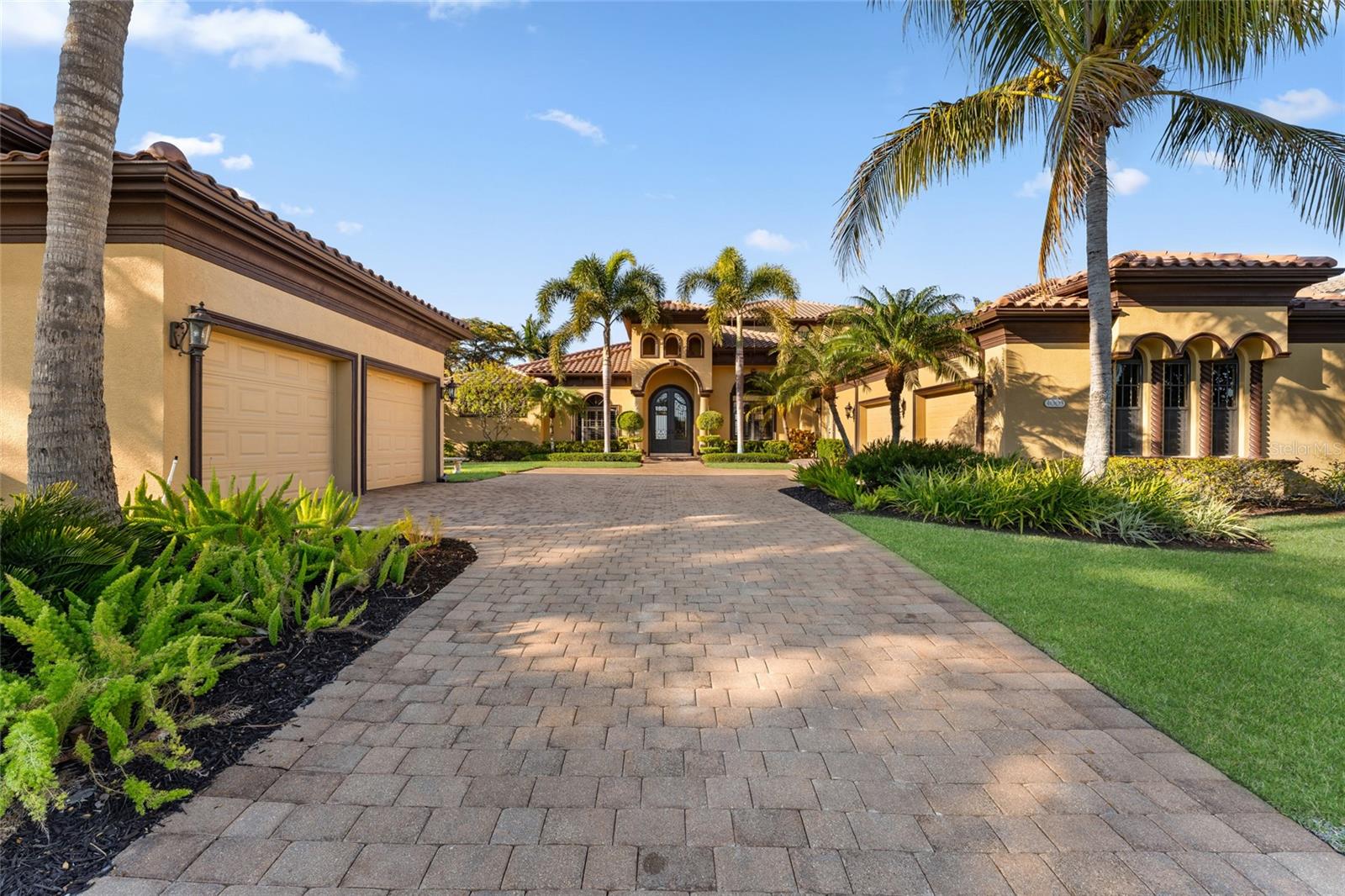 A4682382 Property Photo