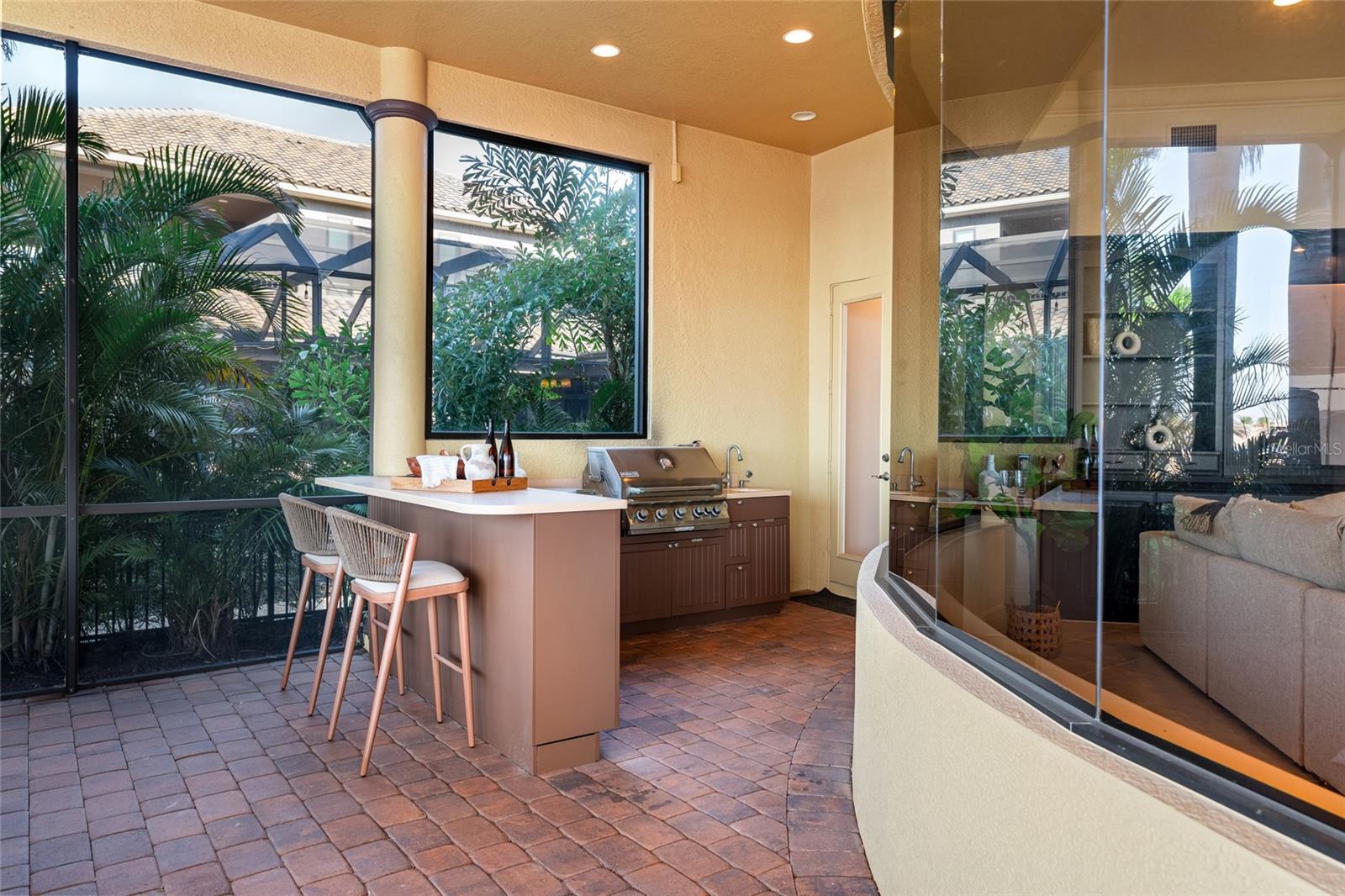 A4682382 Property Photo