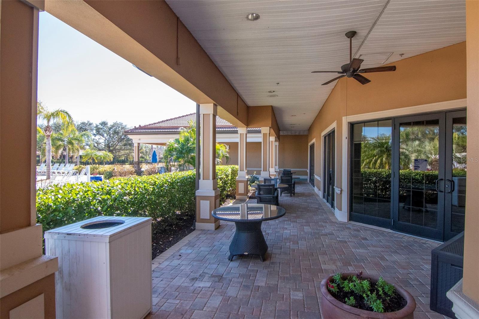 Resident Clubhouse Lanai